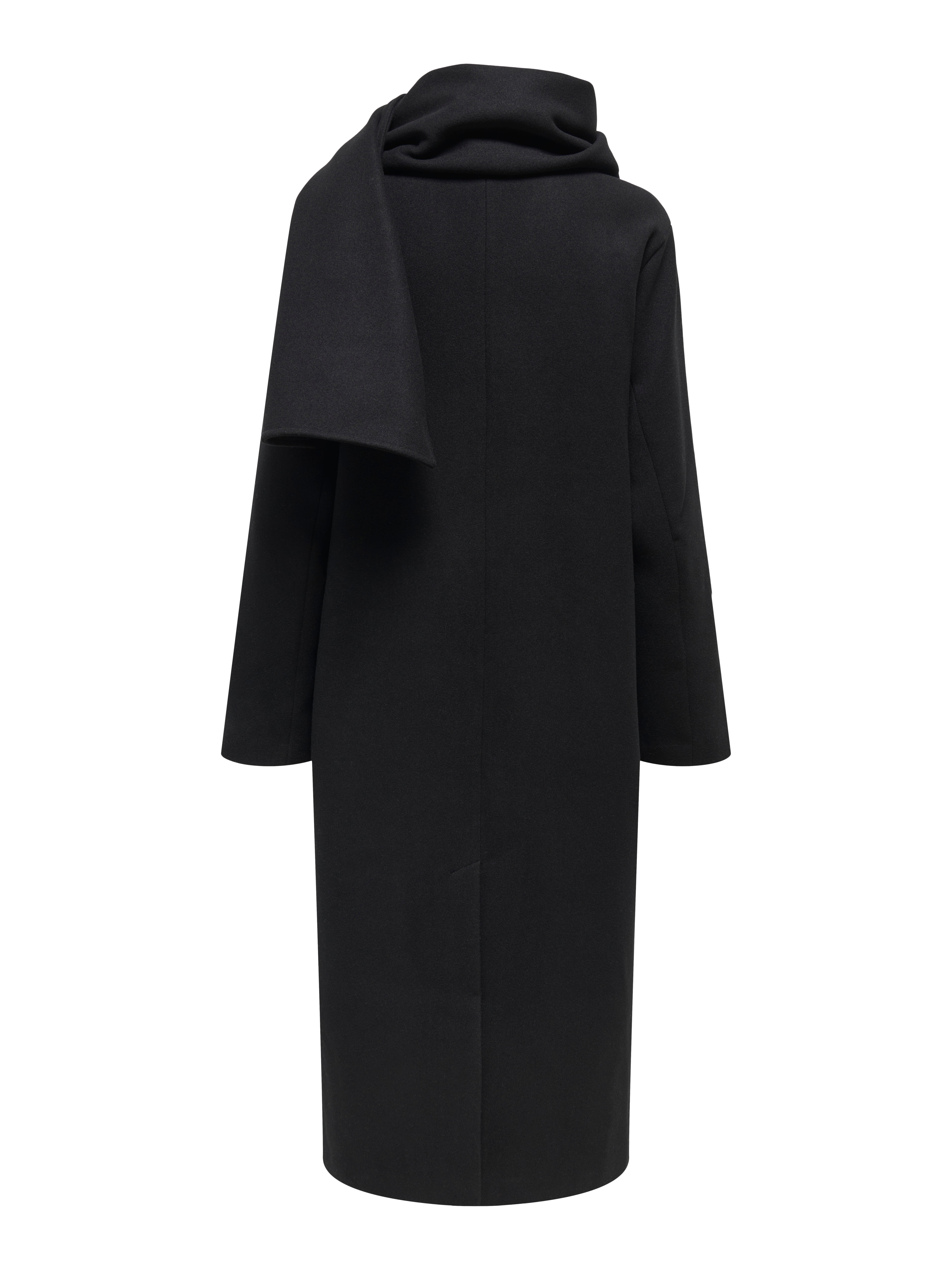 Thumbnail - Onlelba Mantel