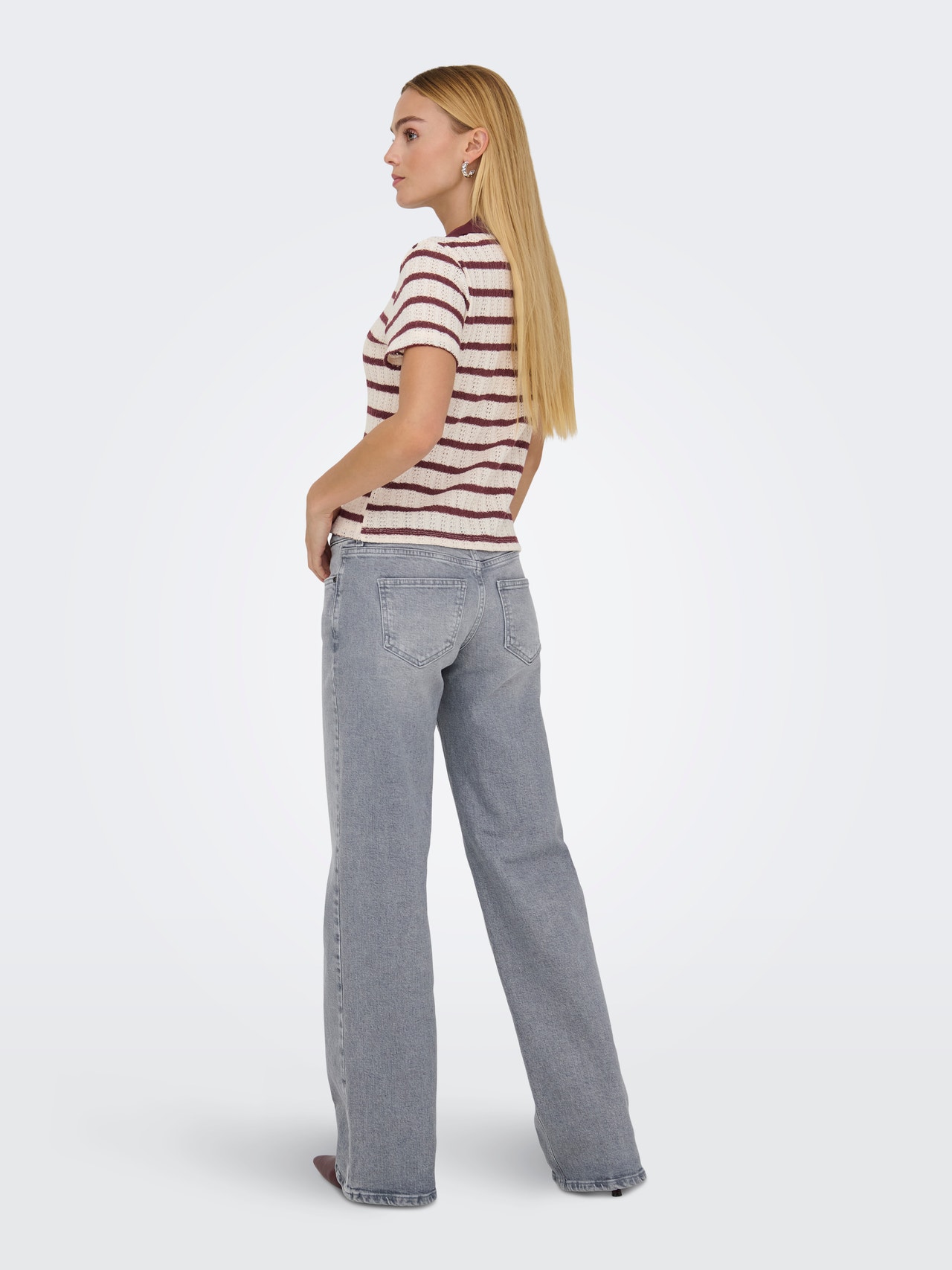 ONLY ONLHALIA T-shirt -Cloud Dancer - 15350290