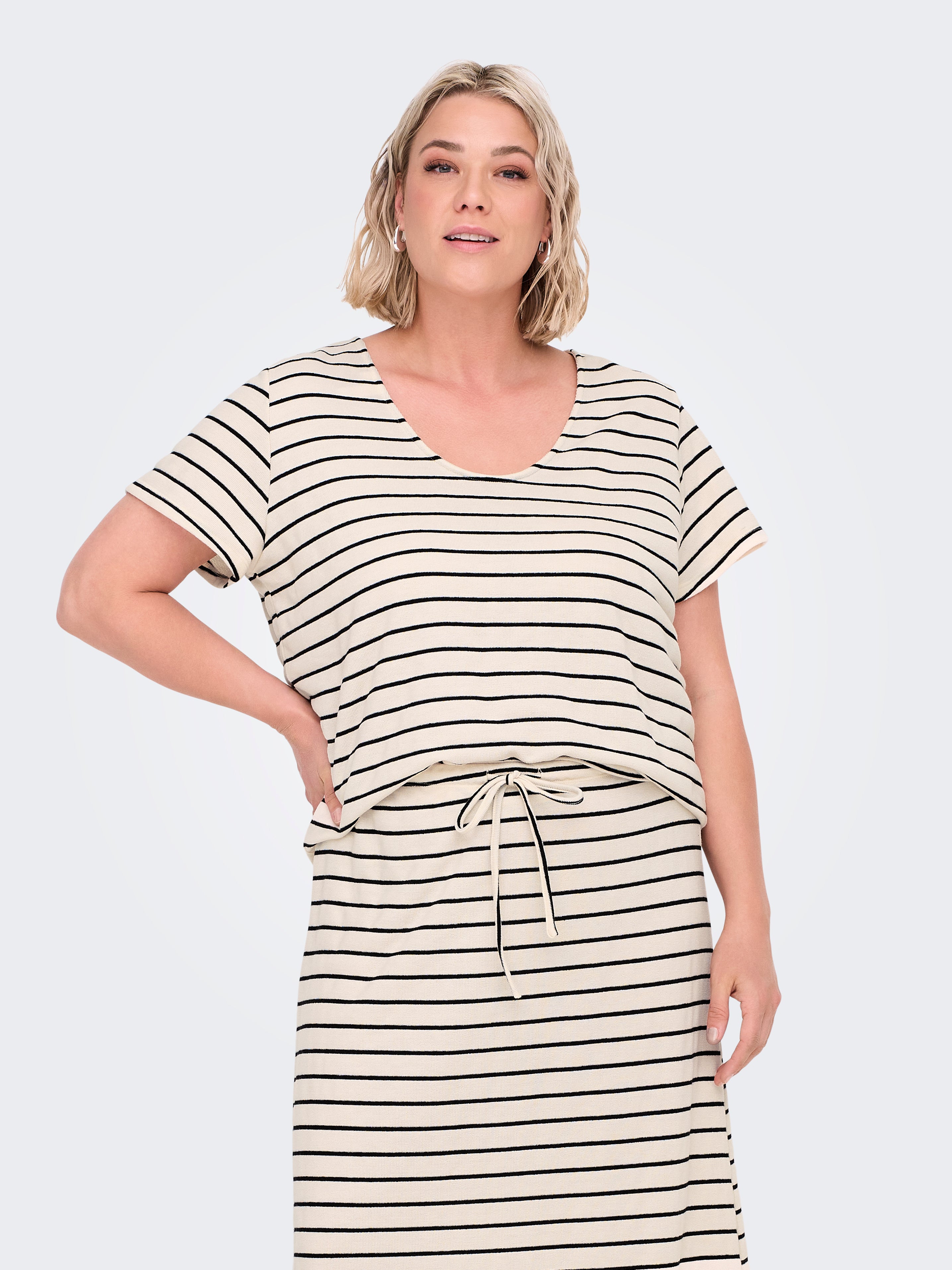 Carjana T-shirt
