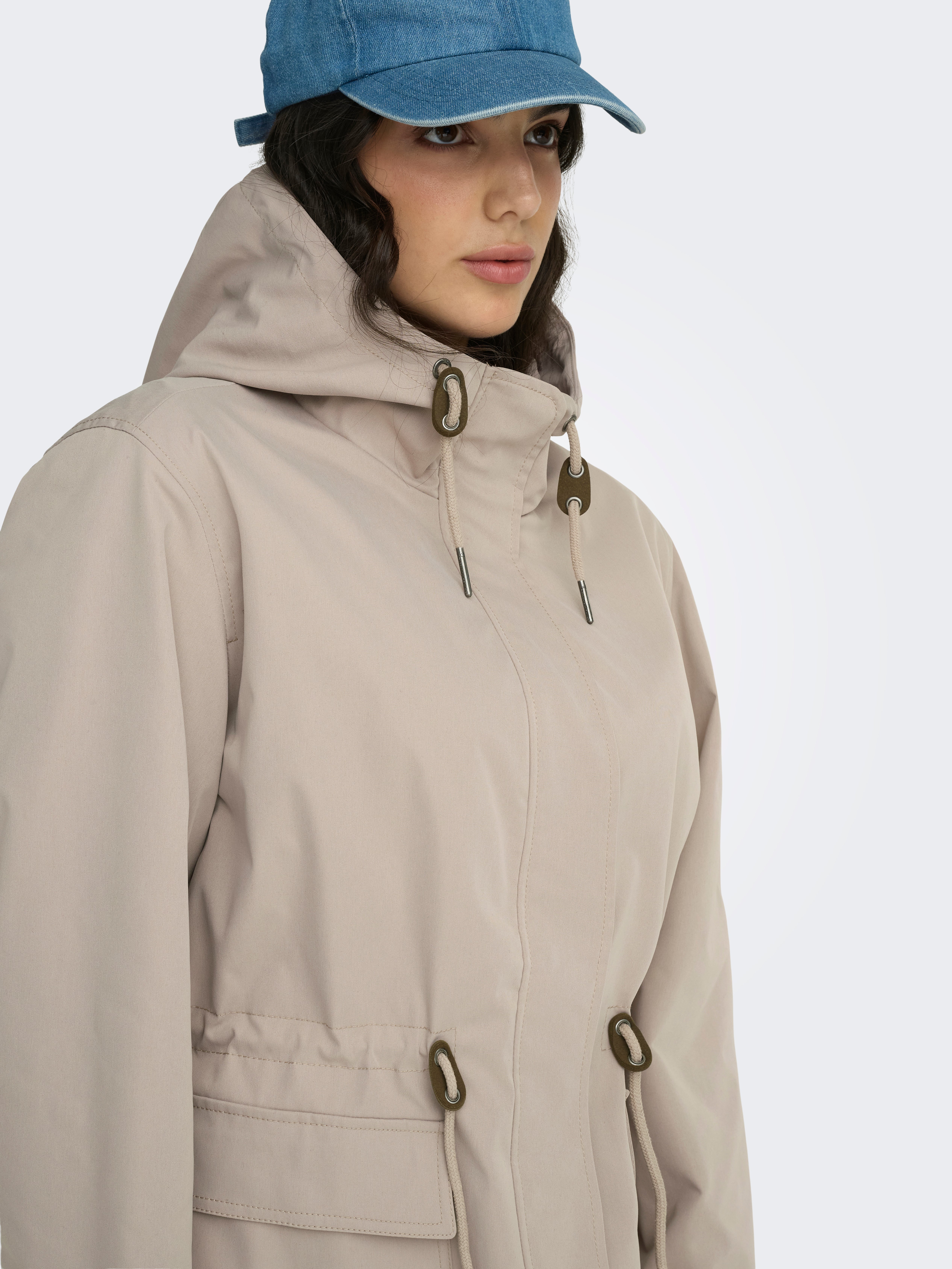 Thumbnail - Carlouise Jacke