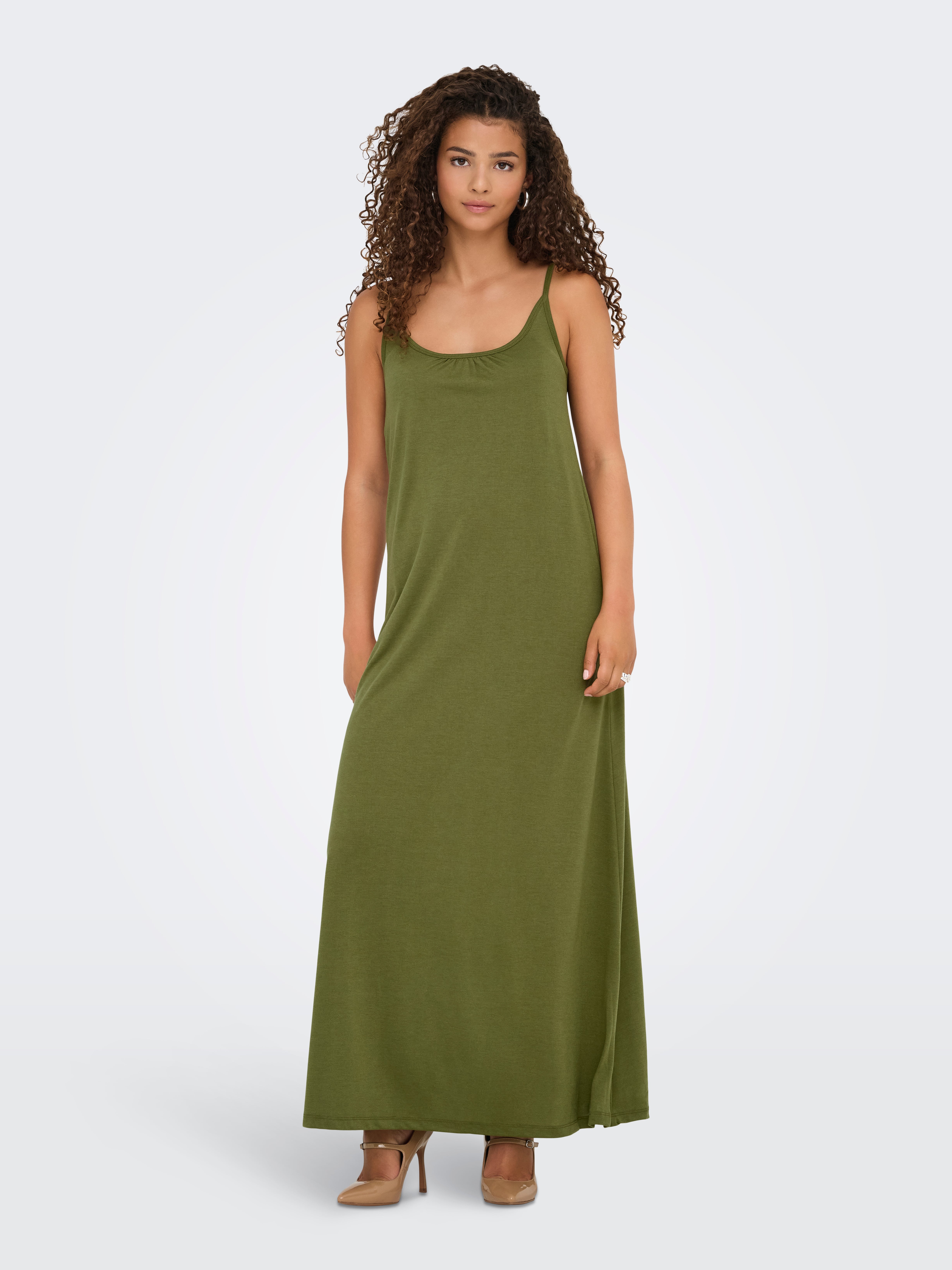 Jdydalila Langes Kleid