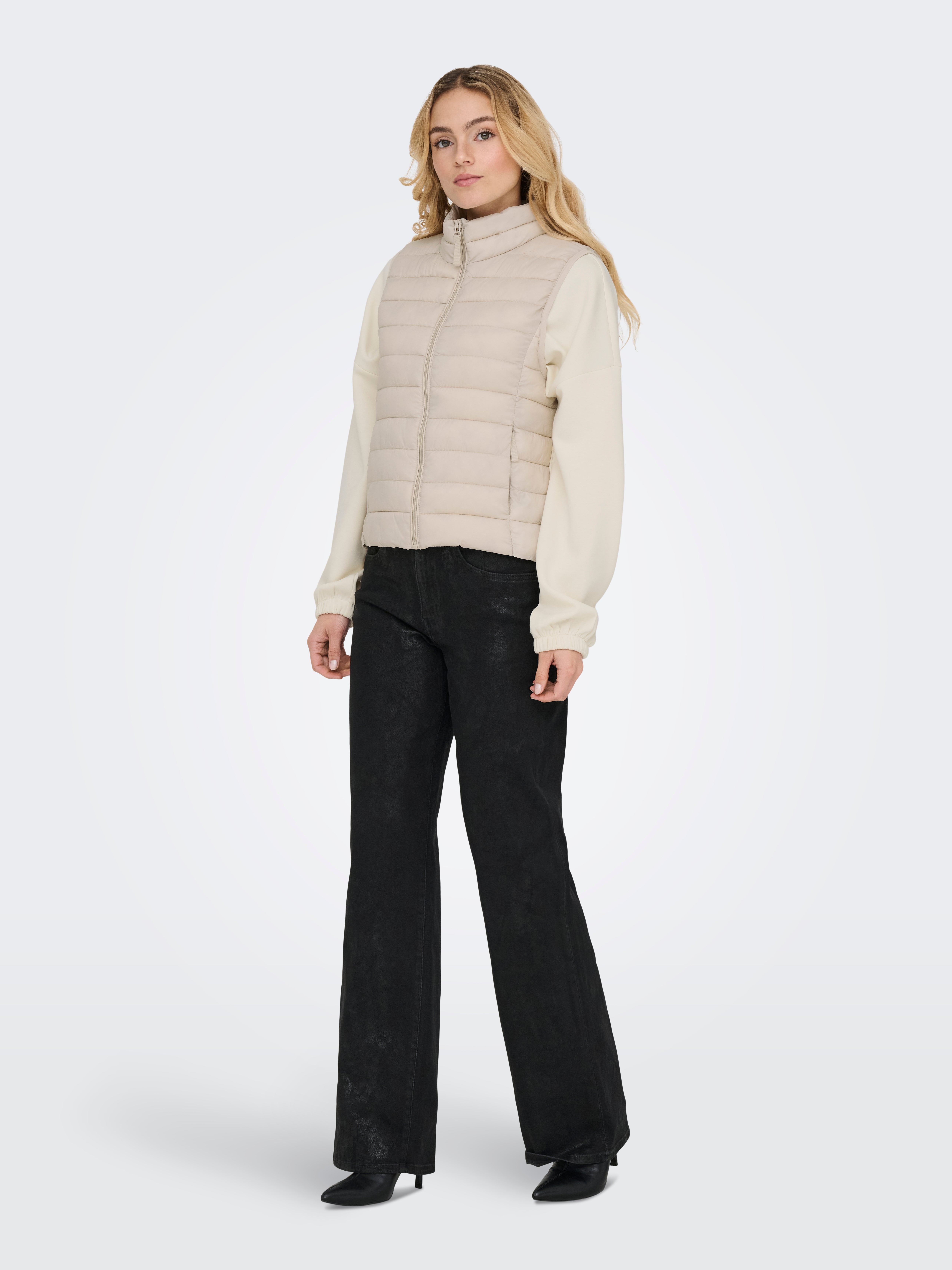 Thumbnail - Onltahia Weste