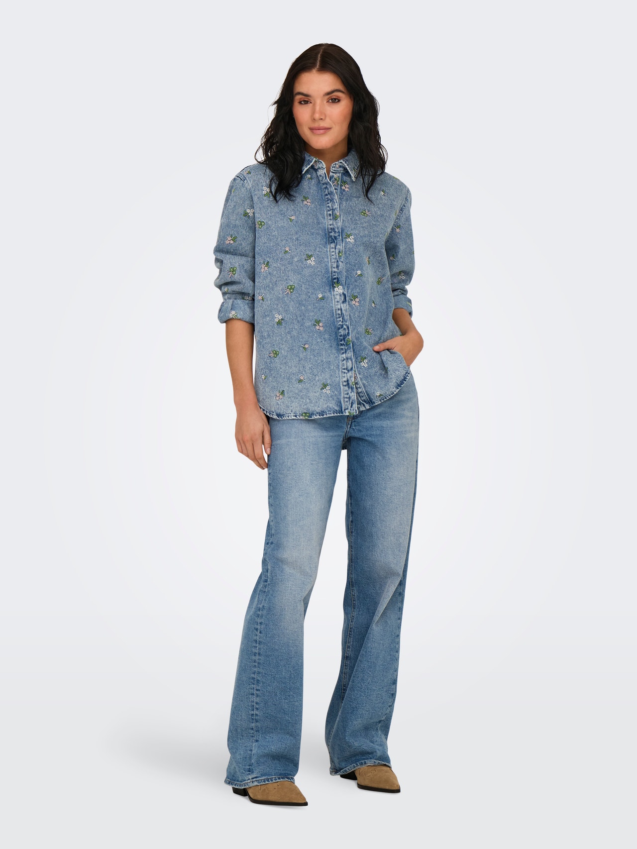 ONLY Regulāra piemērotība Krekla apkakle Nokrituši pleci Džinsa krekls -Light Blue Denim - 15351977