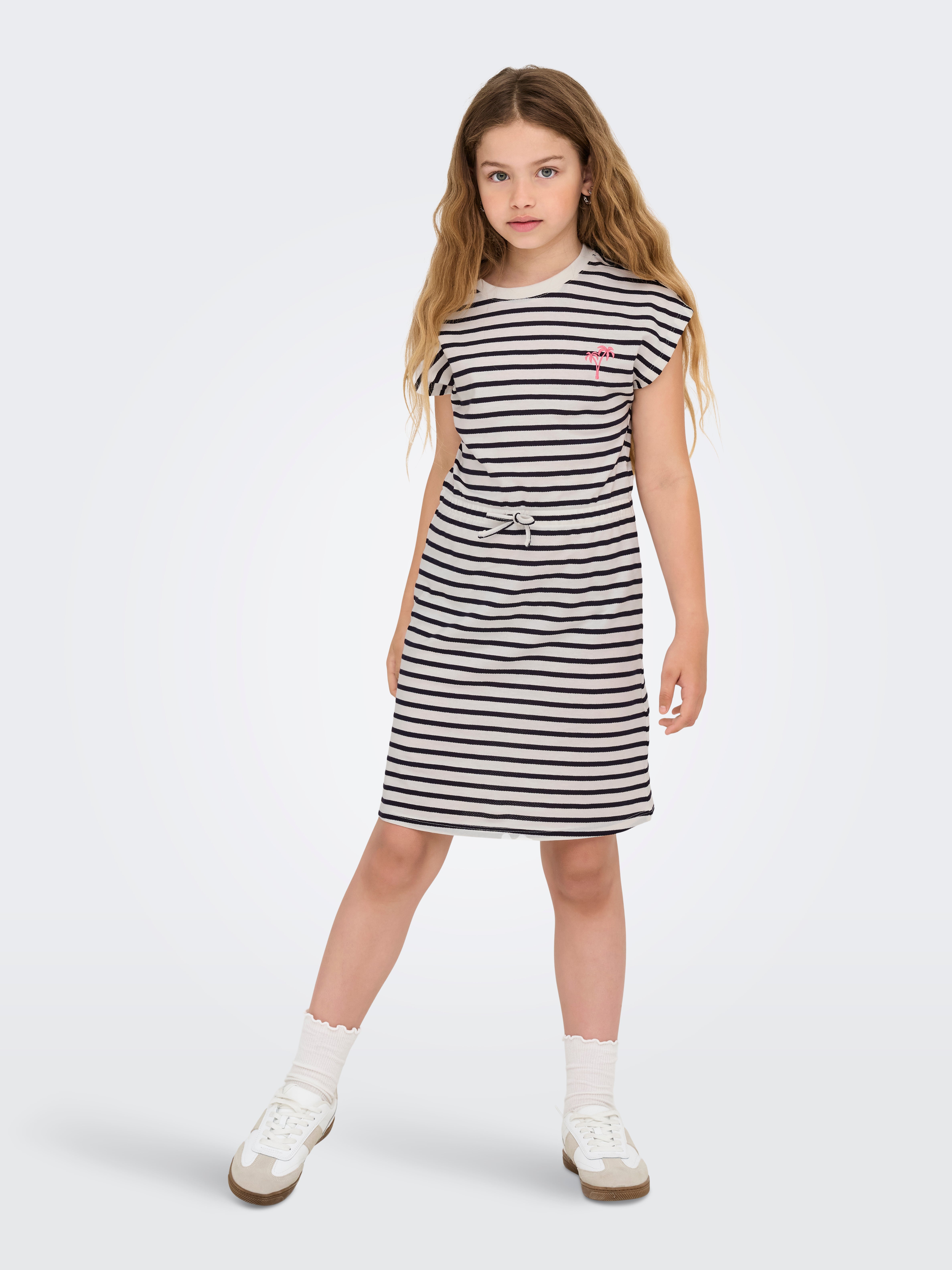 Thumbnail - Kogtrine Kurzes Kleid