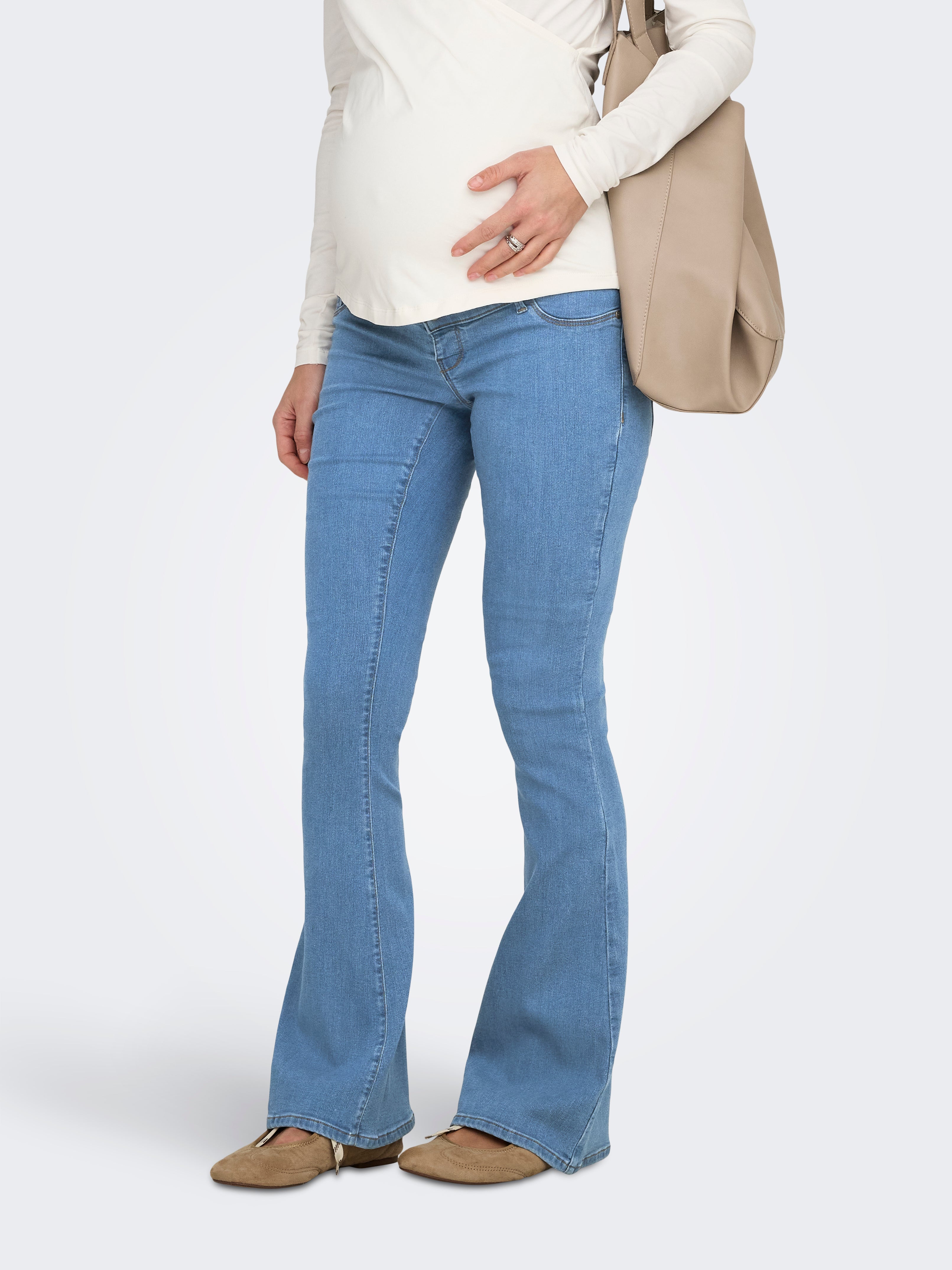 Olmrain Flared Jeans