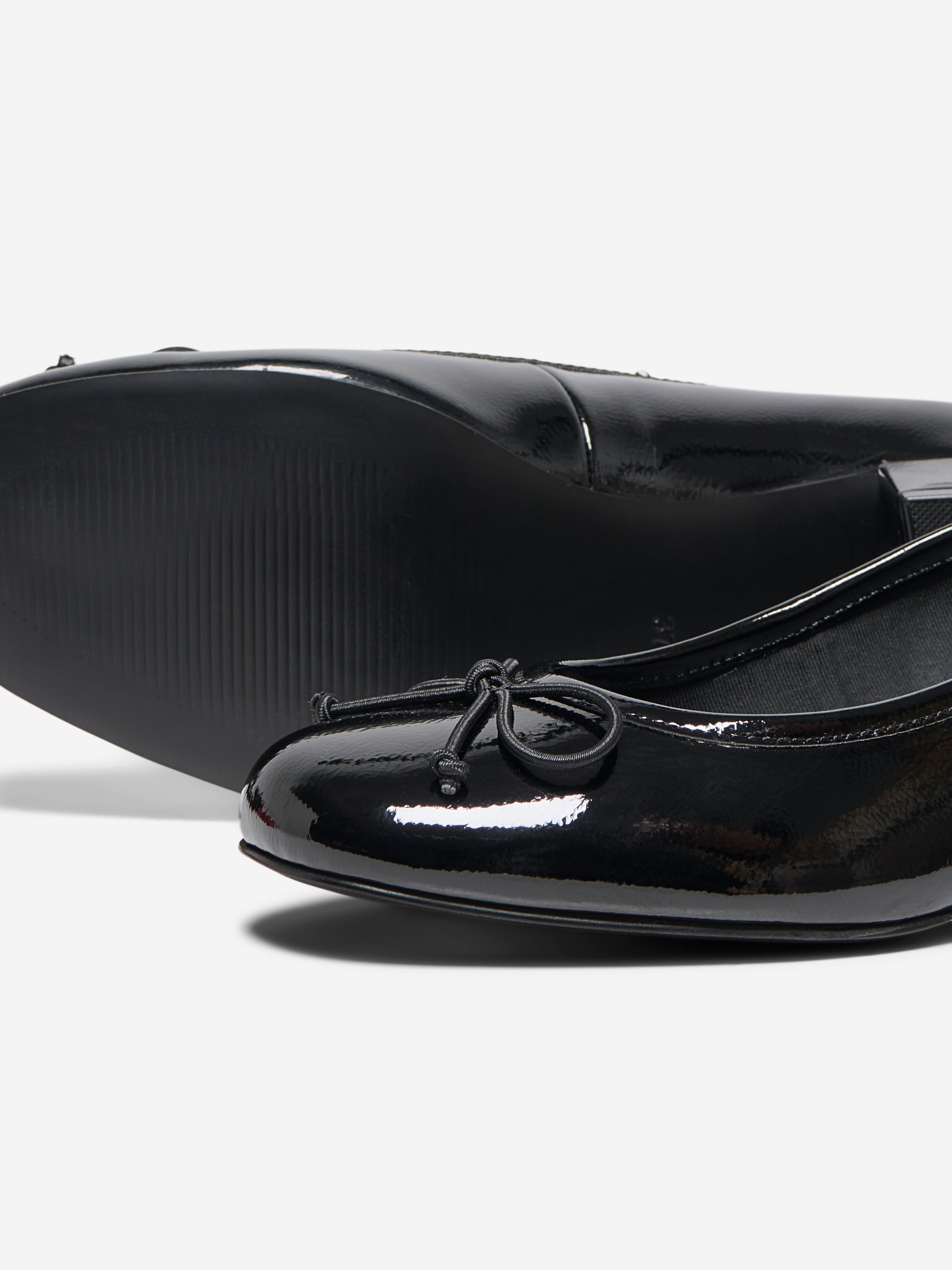 Thumbnail - Onlcelia-1 Pumps