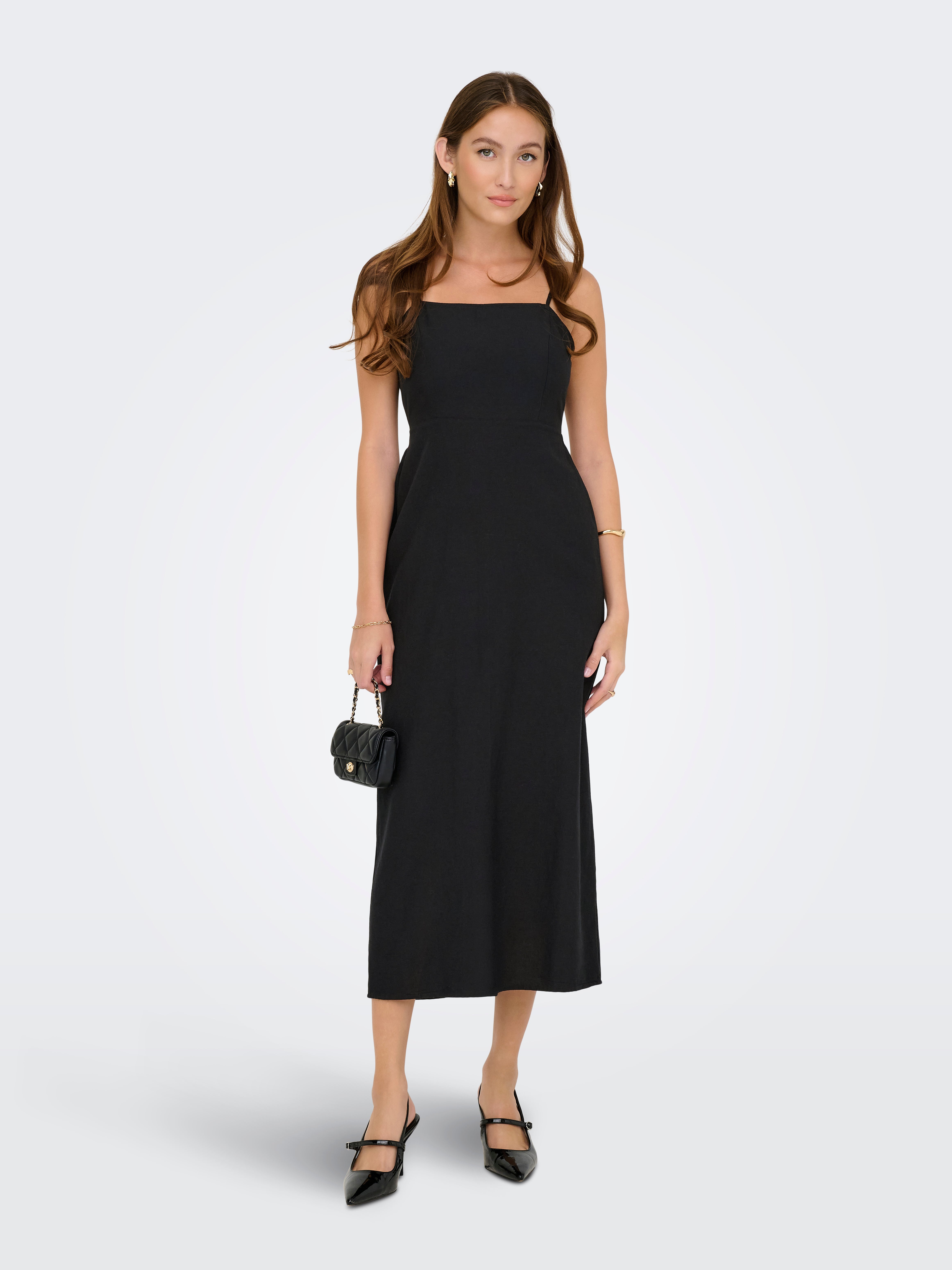 Onljakiri Langes Kleid