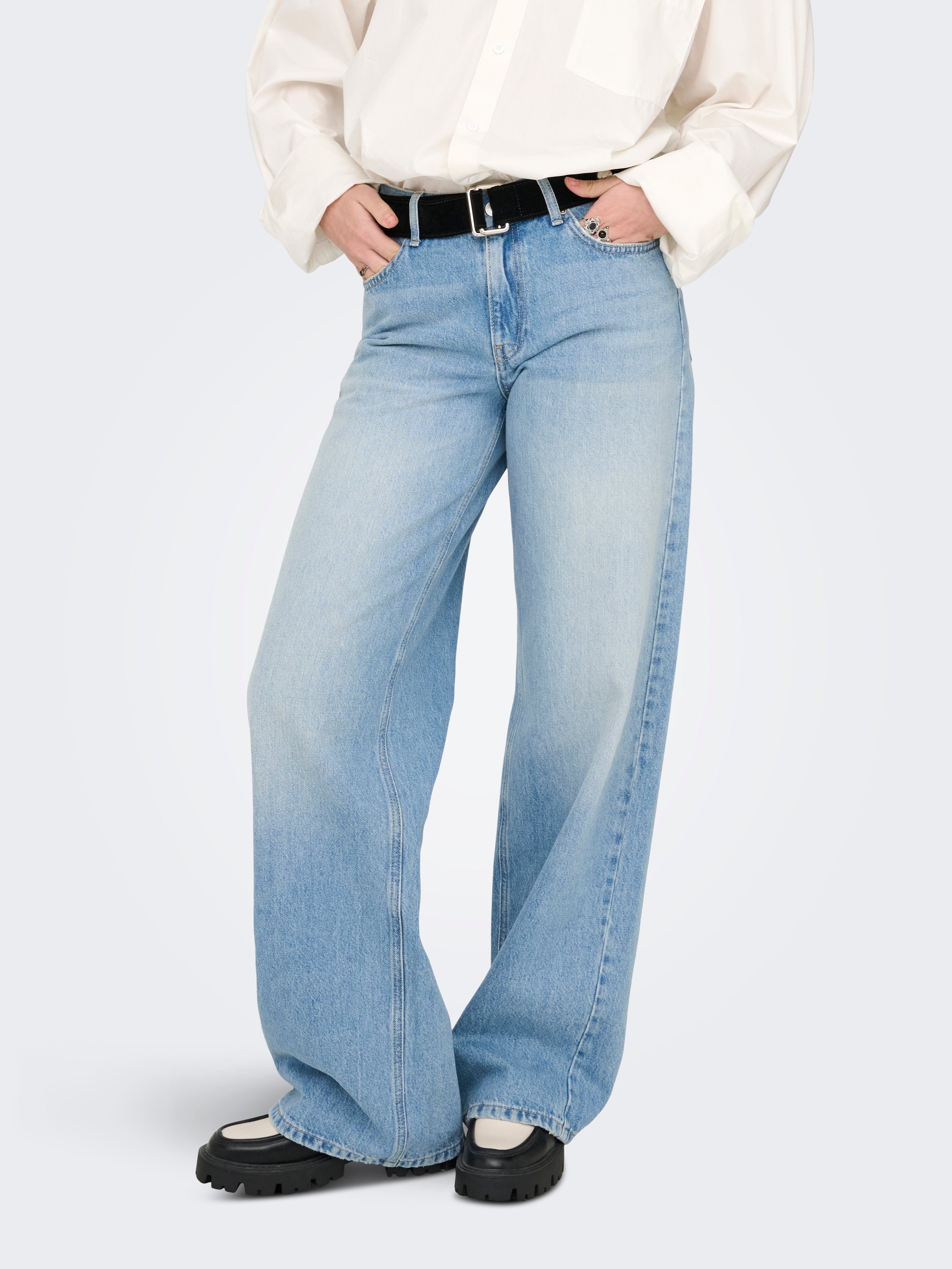 Onlmaya Mittlere Taille Weiter Beinschnitt Jeans
