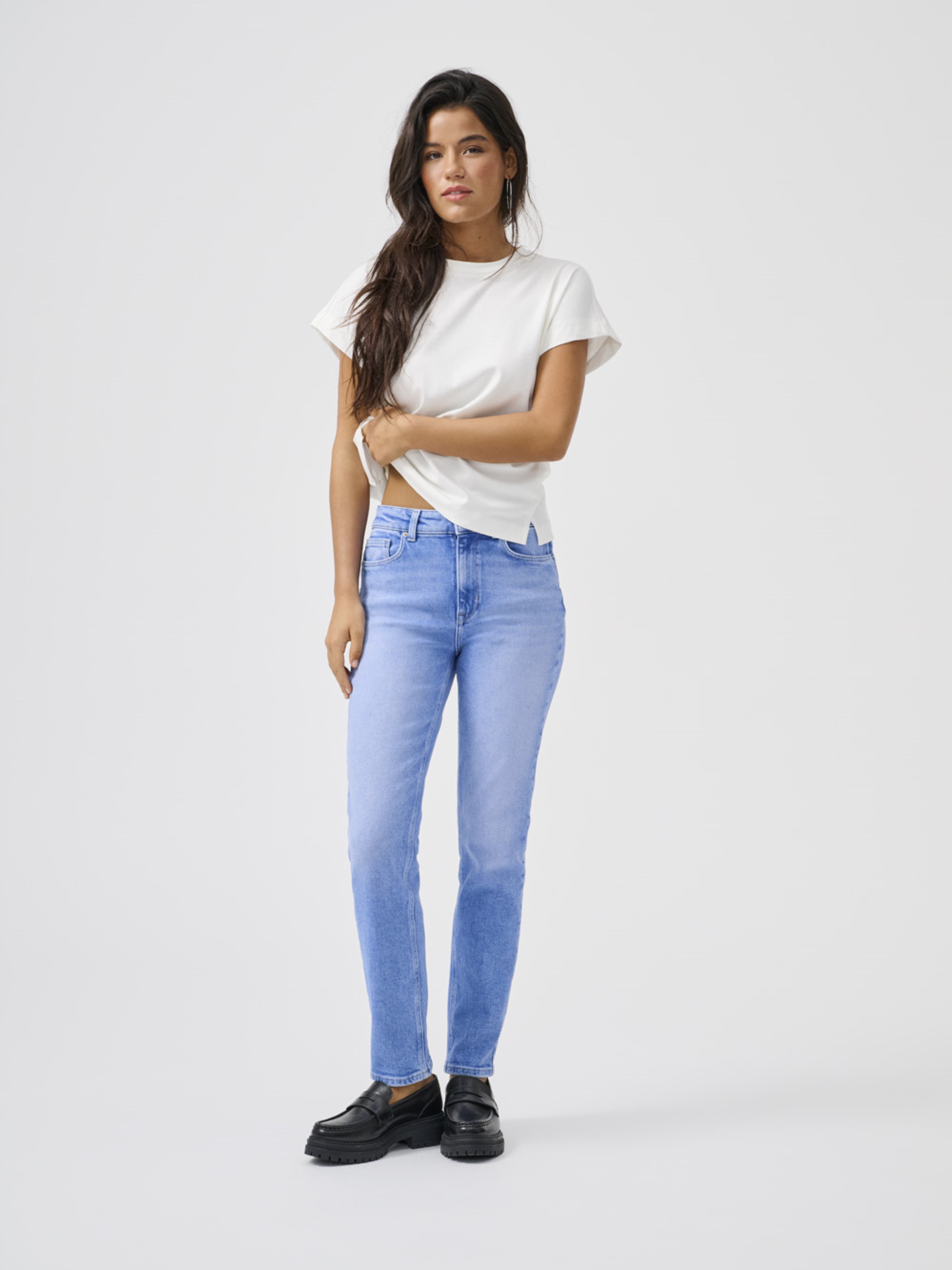 Onlemily Hohe Taille Gerade Geschnitten Jeans