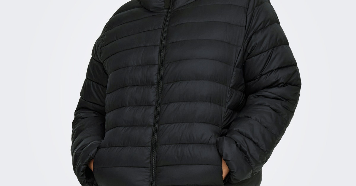 CARTAHIA Quilted jacket | Black | ONLY®