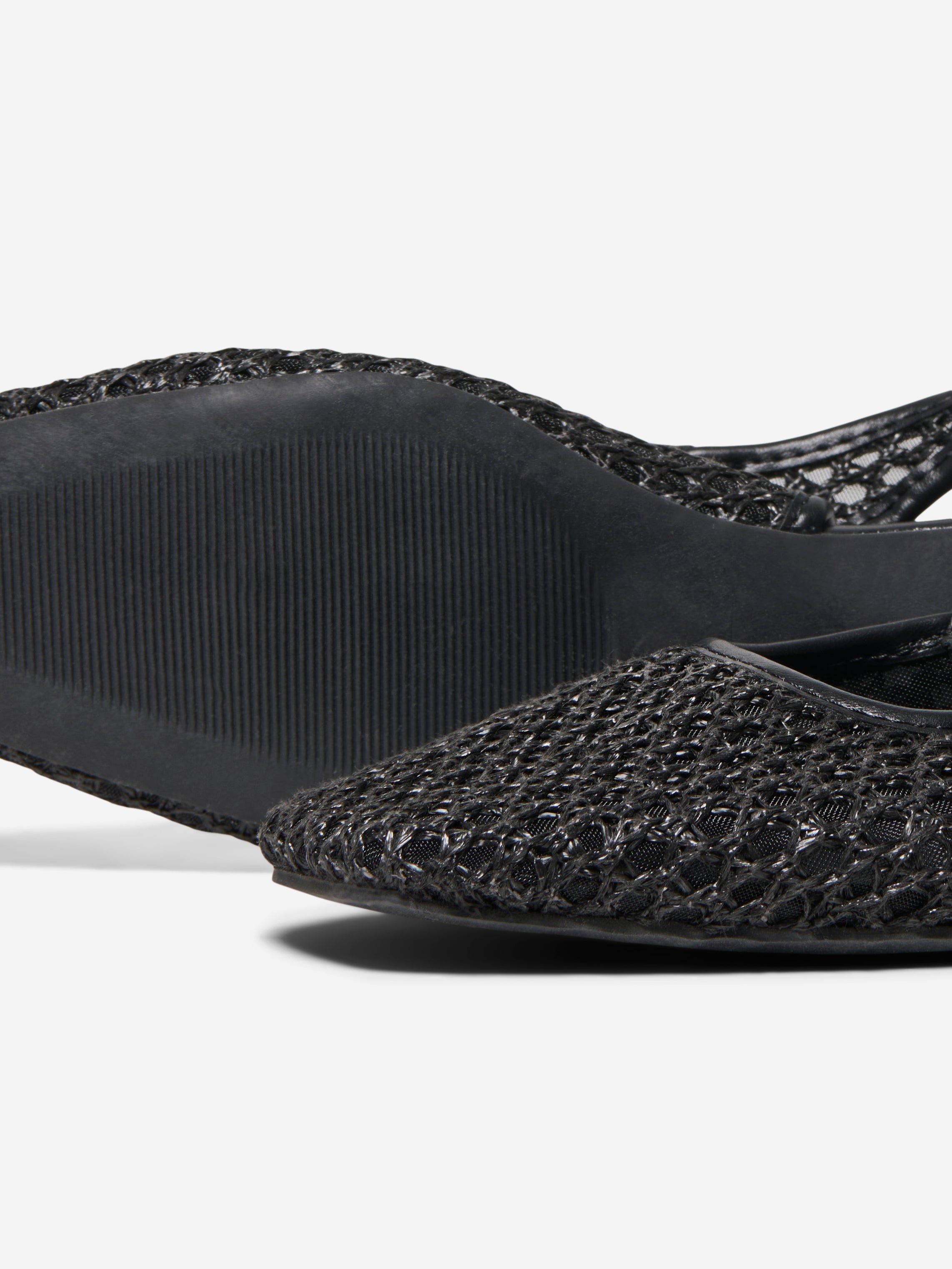 Thumbnail - Onlakira-7 Ballerina