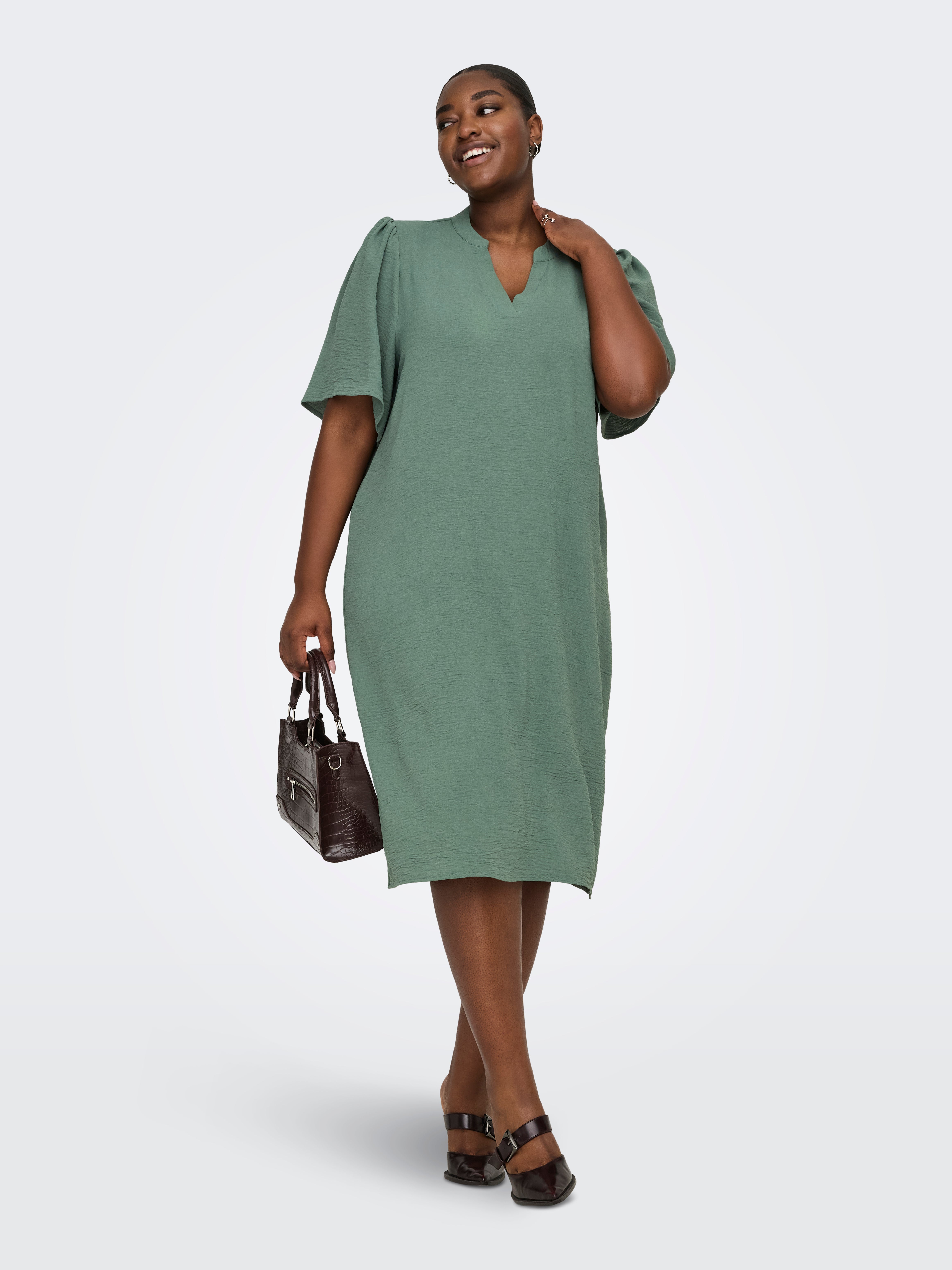 Carplana Kurzes Kleid