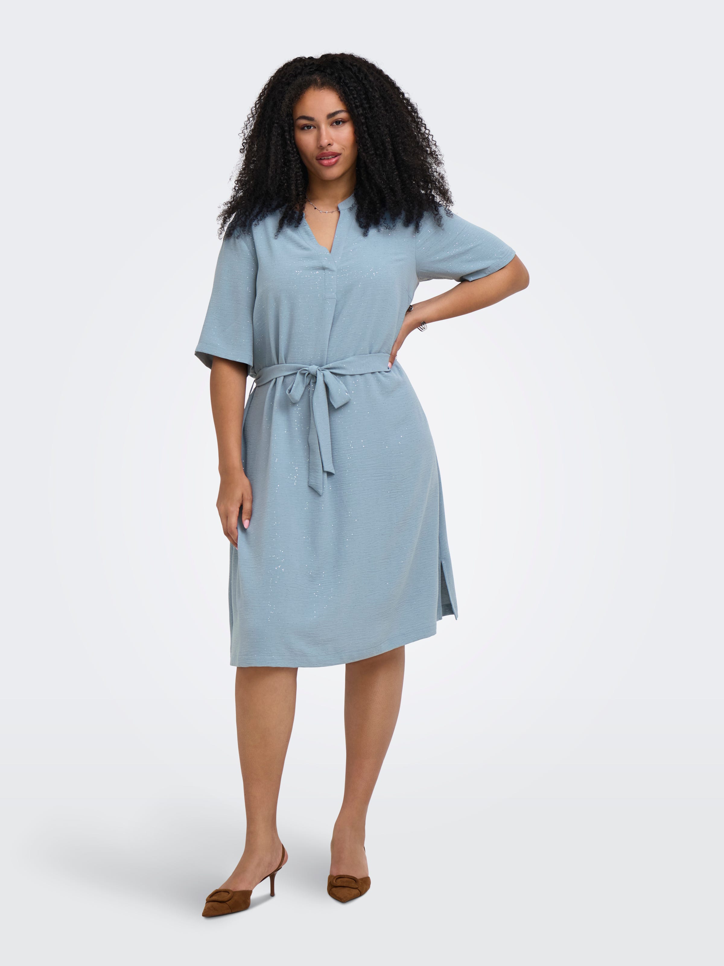 Plus Size Kleider im SALE | ONLY Carmakoma