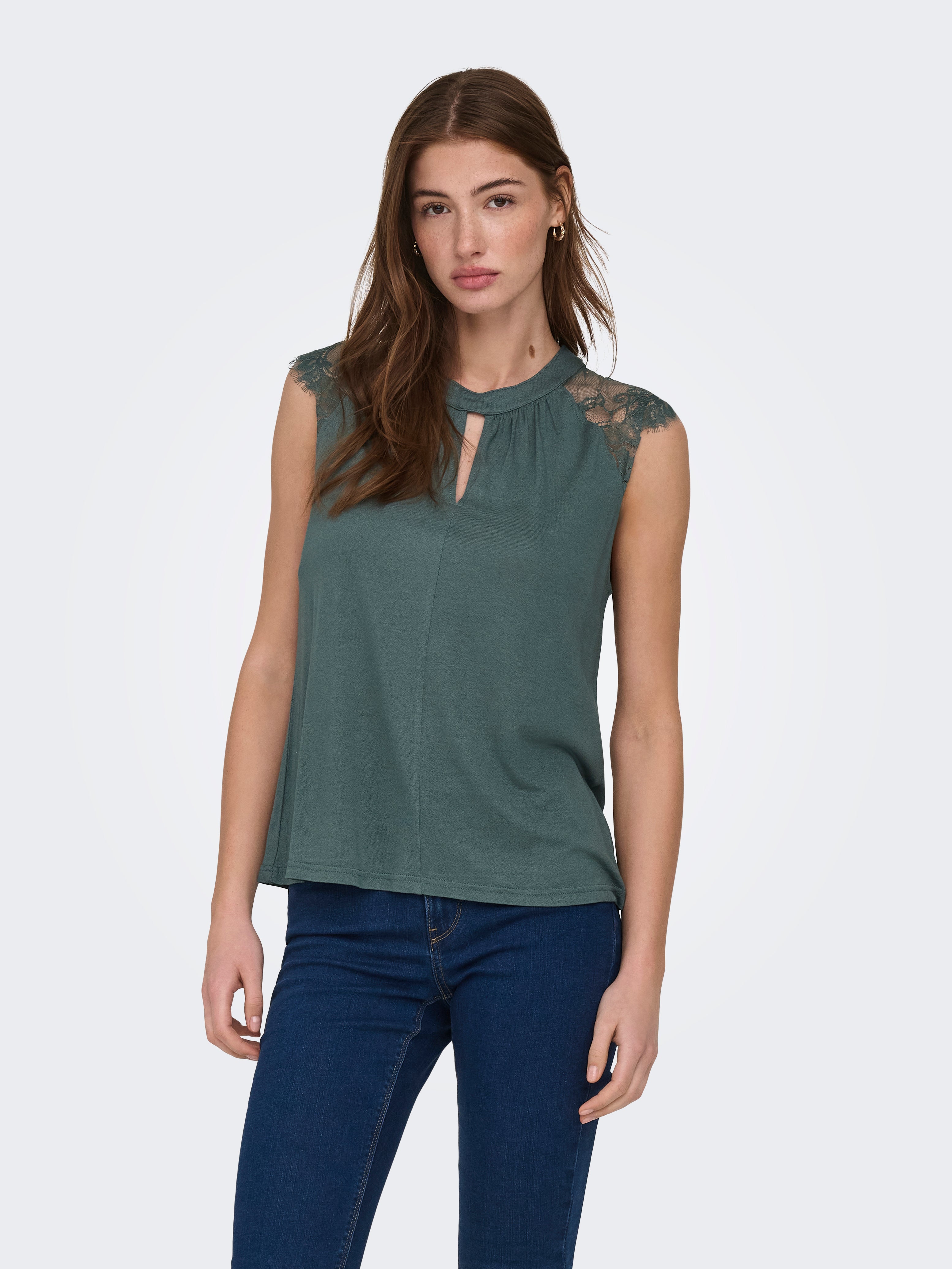 Thumbnail - Onlnicola Top