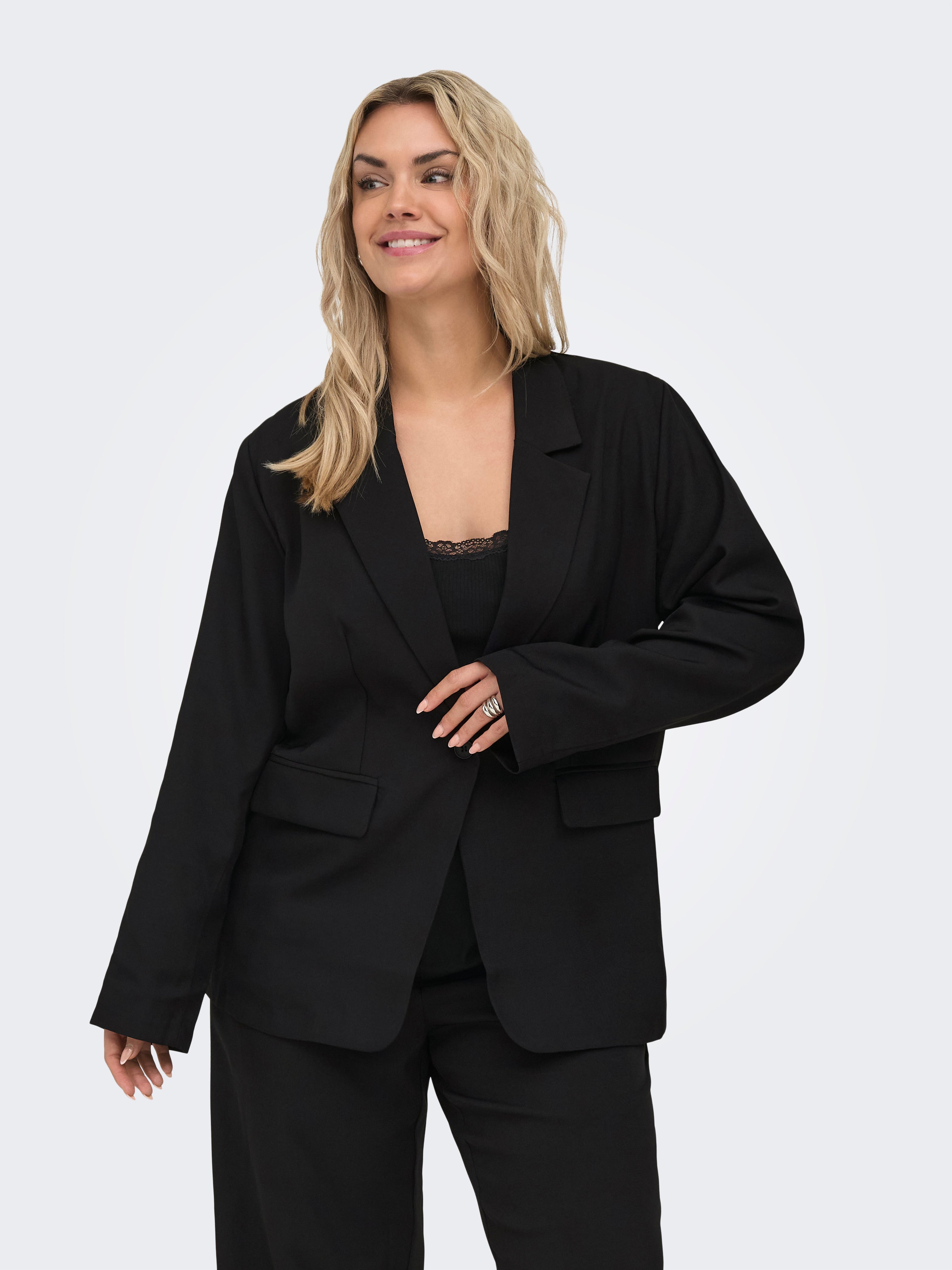 Carvictoria Blazer
