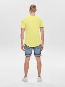 ONLY & SONS T-shirts Long Line Fit Col rond -Mellow Yellow - 22002973