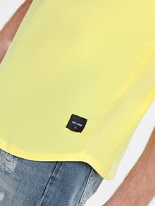 ONLY & SONS Long Line Fit O-ringning T-shirt -Mellow Yellow - 22002973