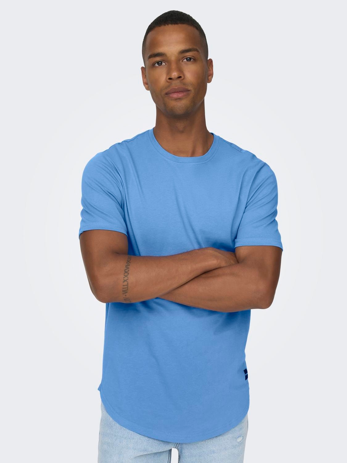 ONLY & SONS Long o-neck t-shirt -Marina - 22002973