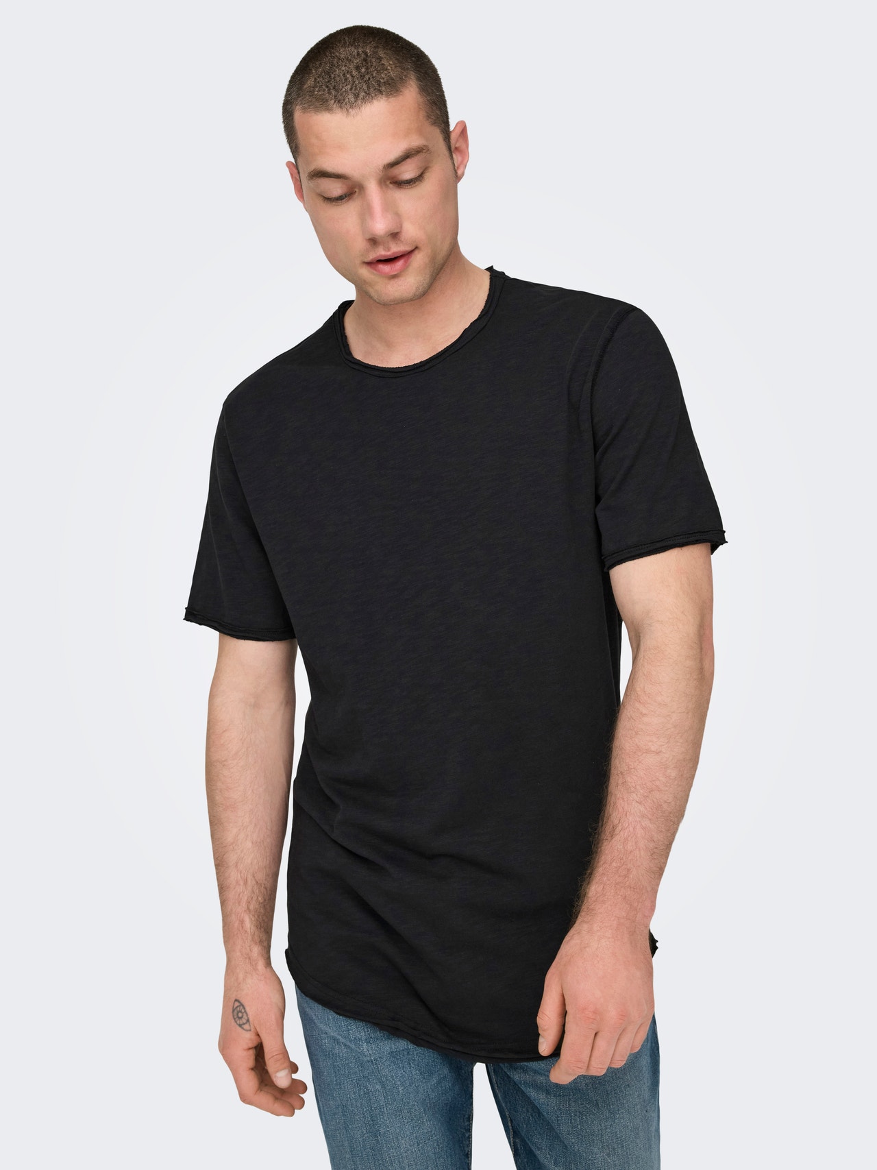 Round Neck T-Shirt-Black