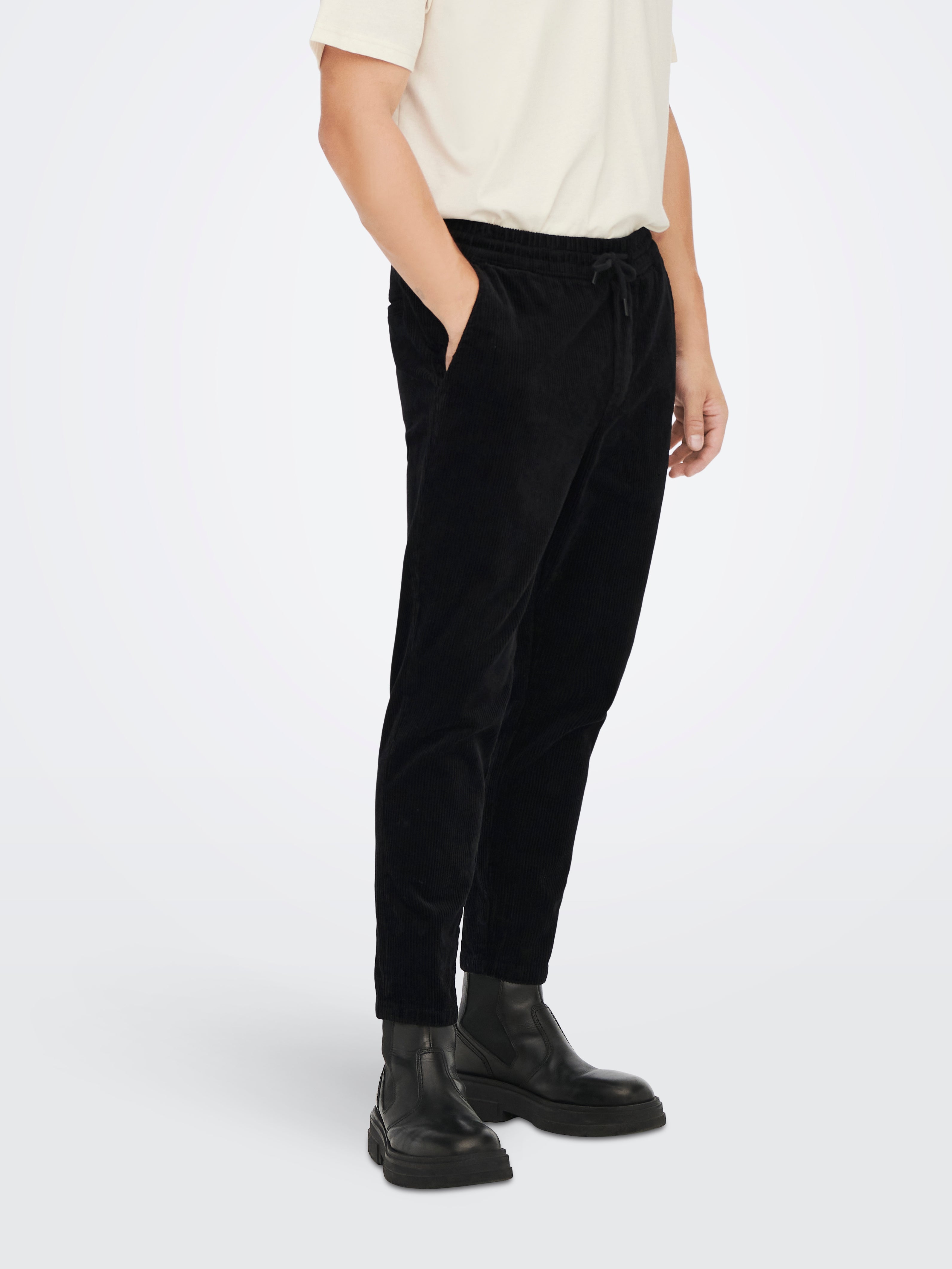 ONSLINUS Tapered Fit Trousers | Black | ONLY & SONS® ONSLINUS Tapered Fit Trousers | Black | ONLY & SONS®
