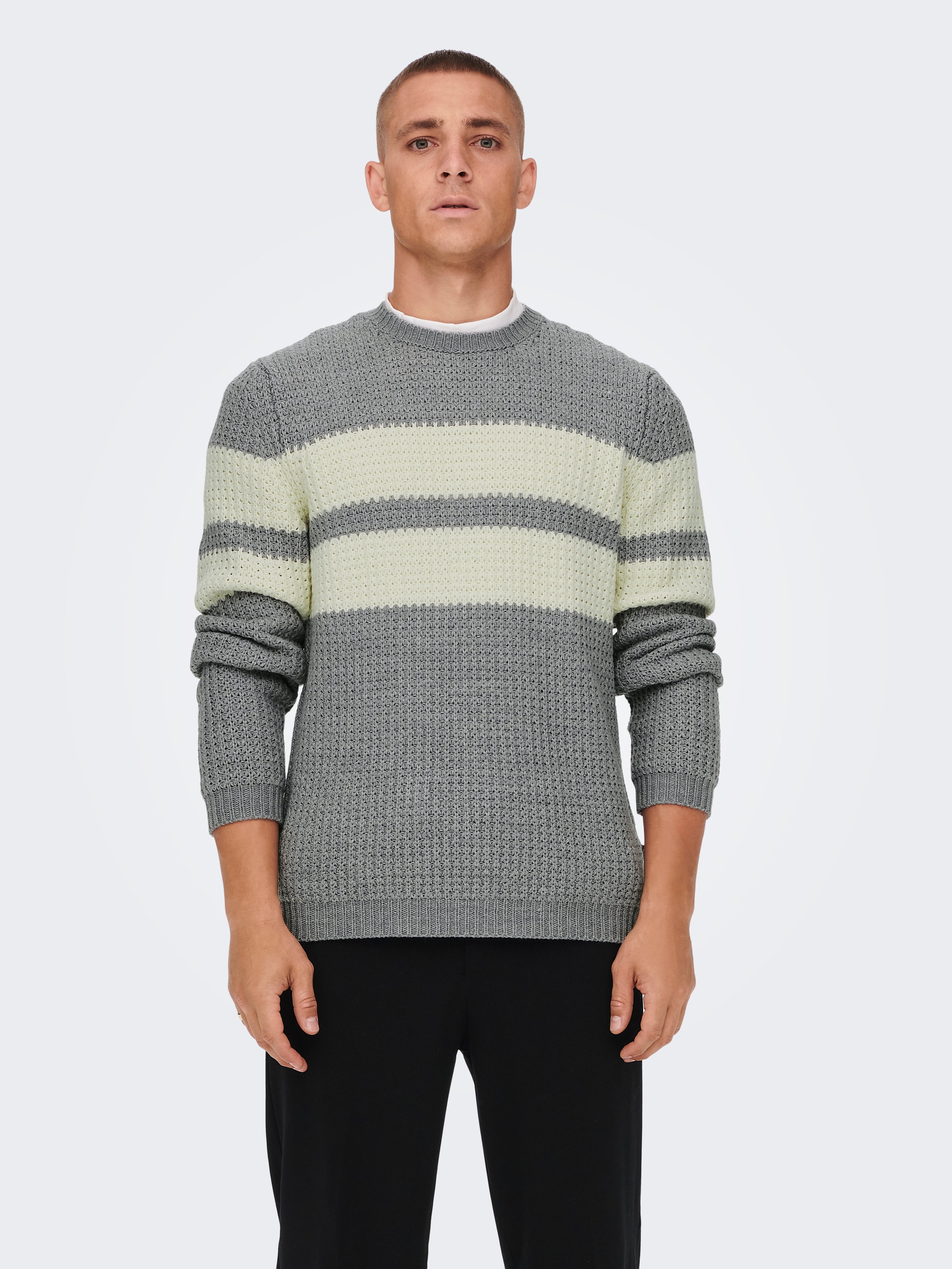 Onsazlo Pullover