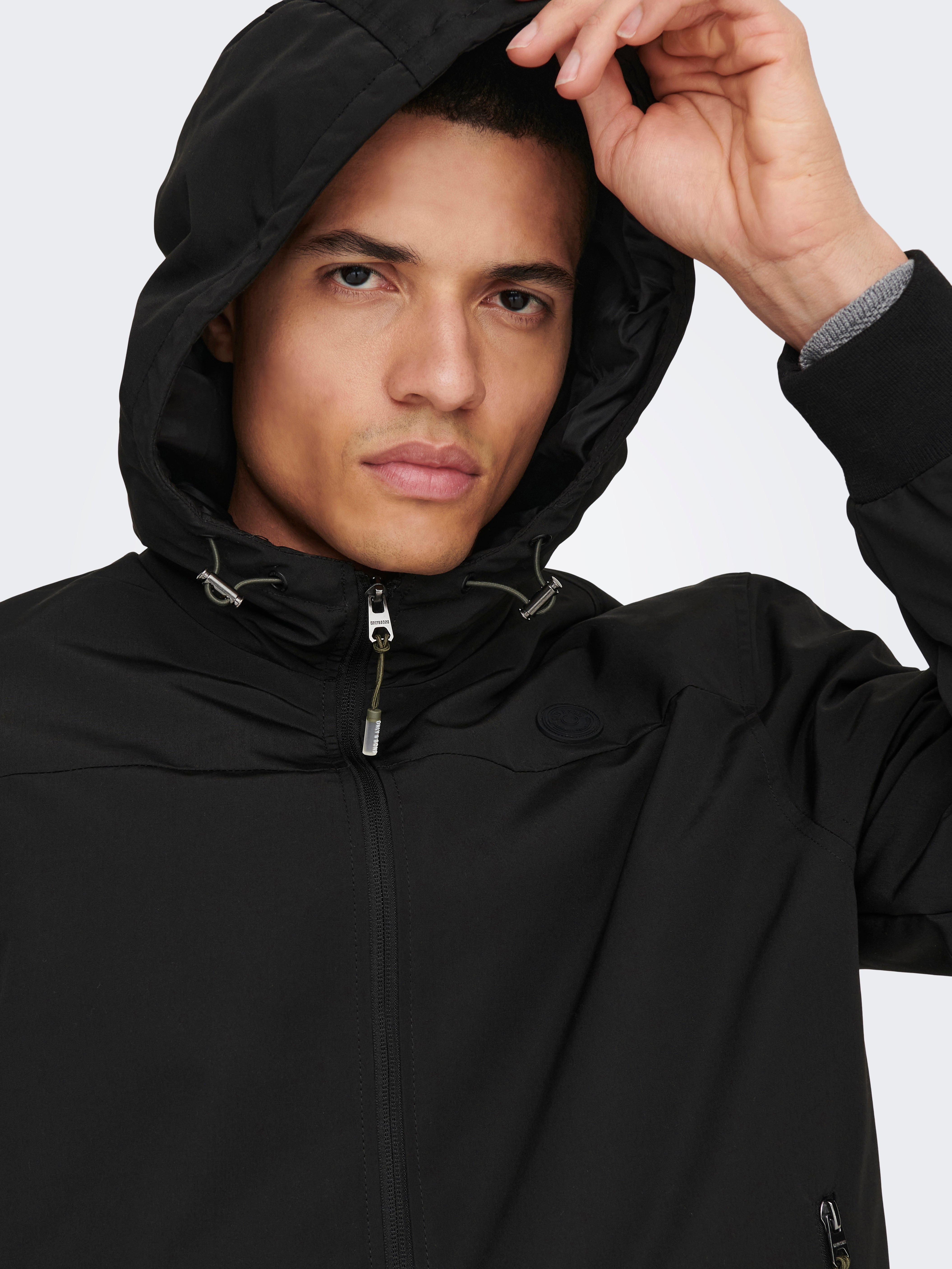 Solid deals black windbreaker