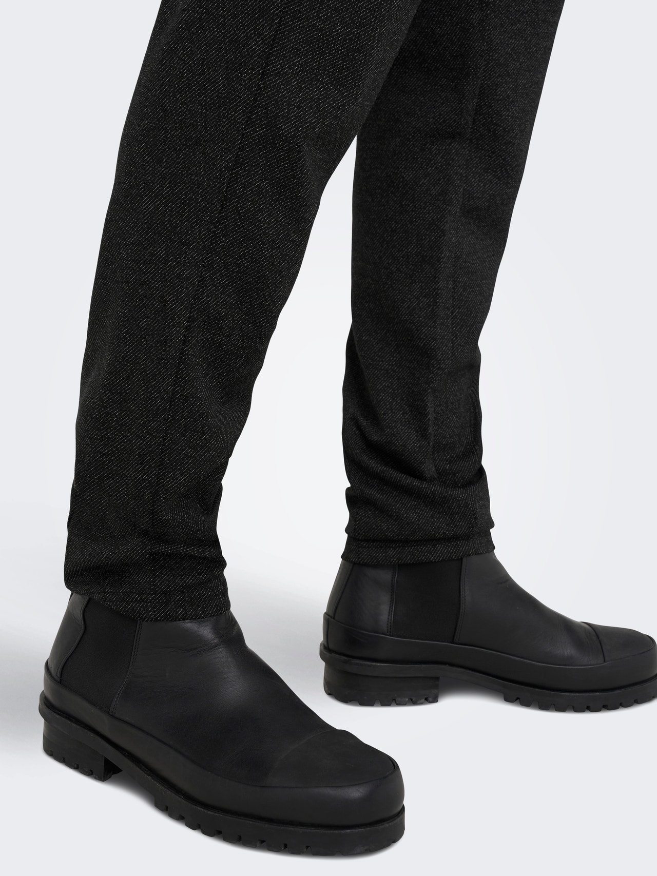 ONLY & SONS Tapered Fit Chinos -Black - 22023496