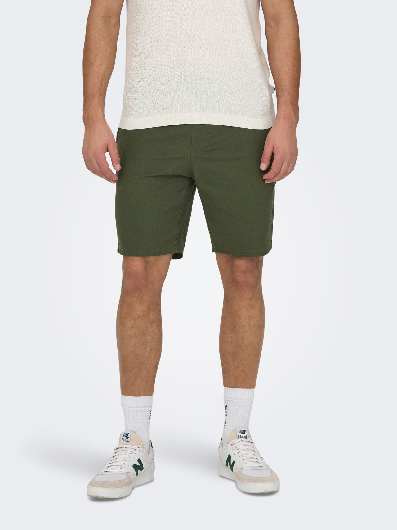 ONLY & SONS ONSLINUS Locker geschnitten Shorts -Olive Night - 22024967