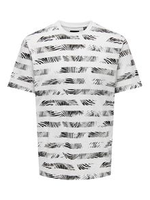 ONLY & SONS Regular Fit Round Neck T-Shirt -Bright White - 22025287