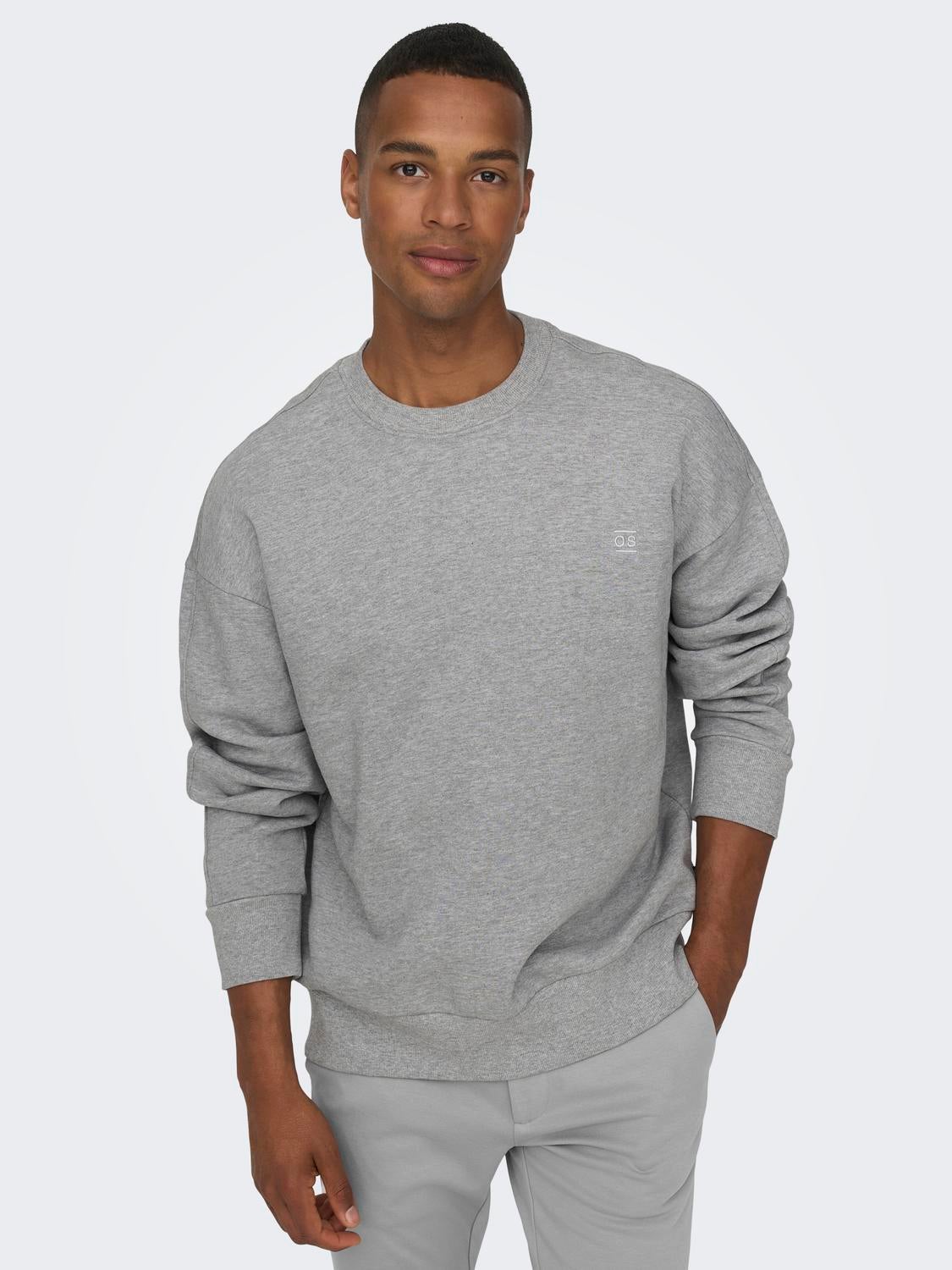 Champion crewneck hotsell sweatshirt grey melange