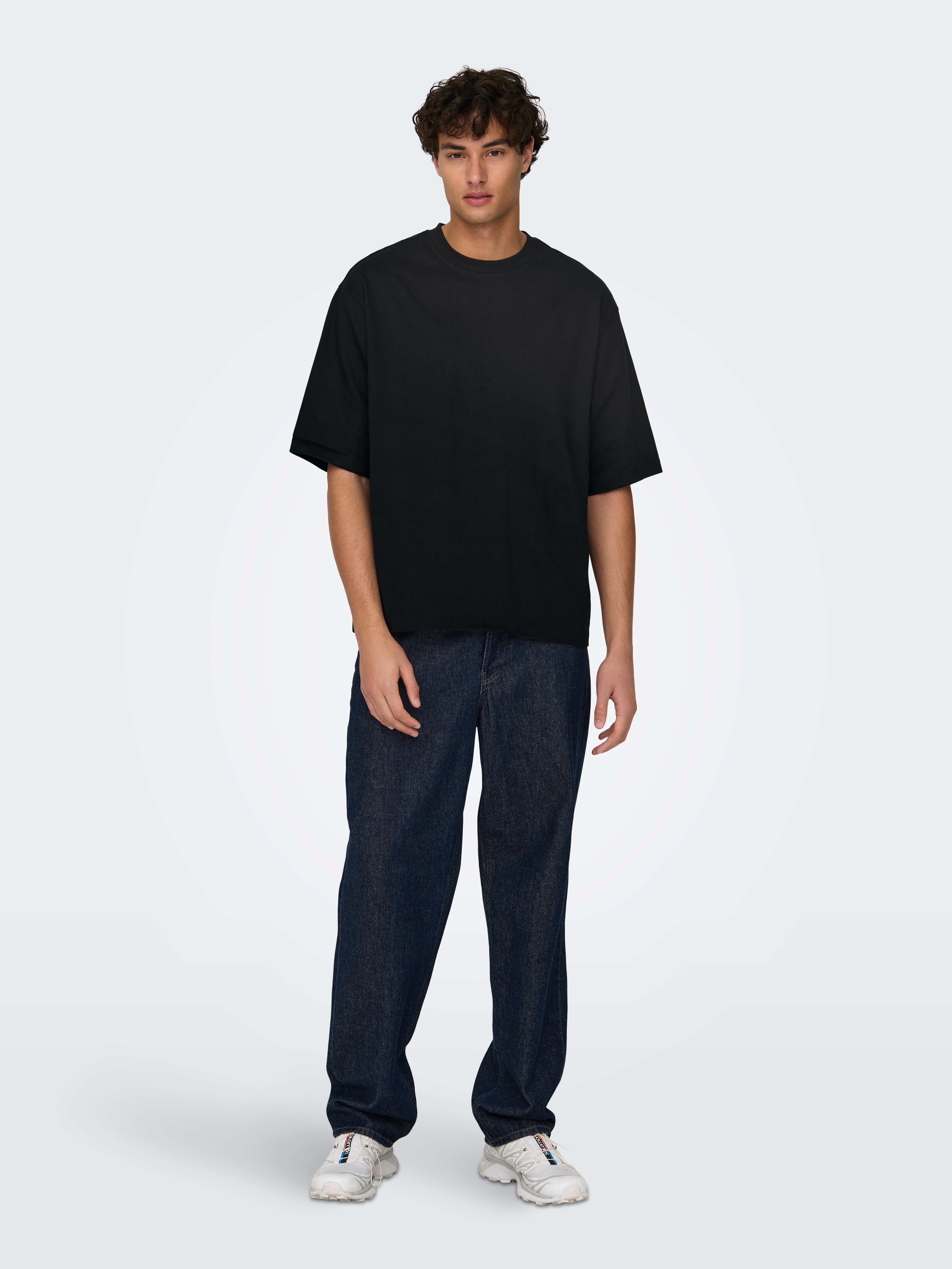ONSMILLENIUM T-shirt | Black | ONLY & SONS®