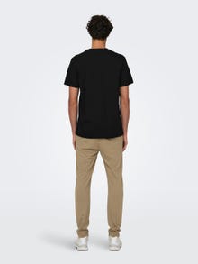 ONLY & SONS T-shirts Regular Fit Col rond -Black - 22028593