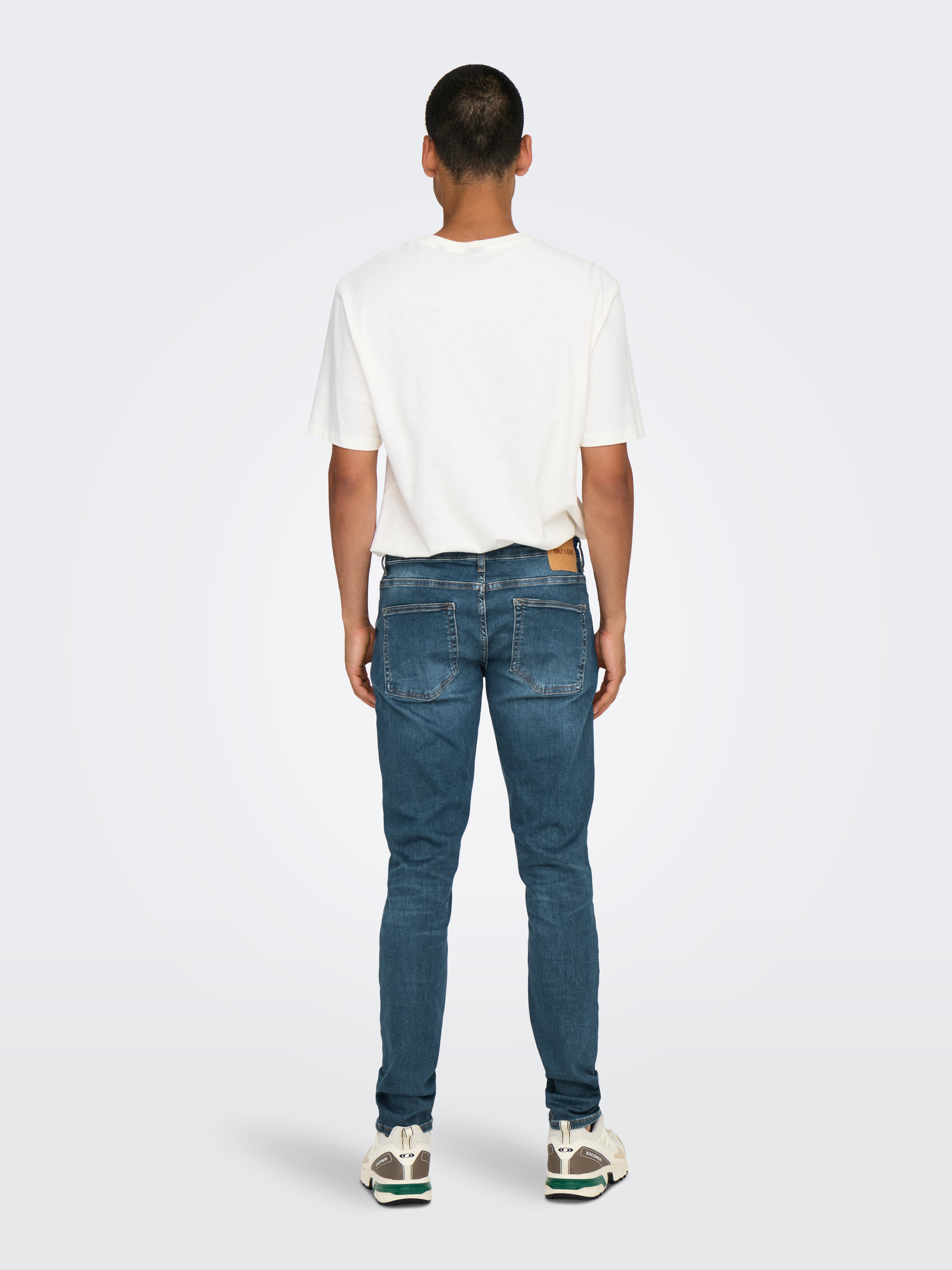 ONLY & SONS Slim-fit-Jeans ONSLOOM SLIM 7899 EY BOX JEANS, Stylenr.: 22027899 in Hellgrau ONLY & SONS Slim-fit-Jeans ONSLOOM SLIM 7899 EY BOX JEANS, Stylenr.: 22027899 in Hellgrau