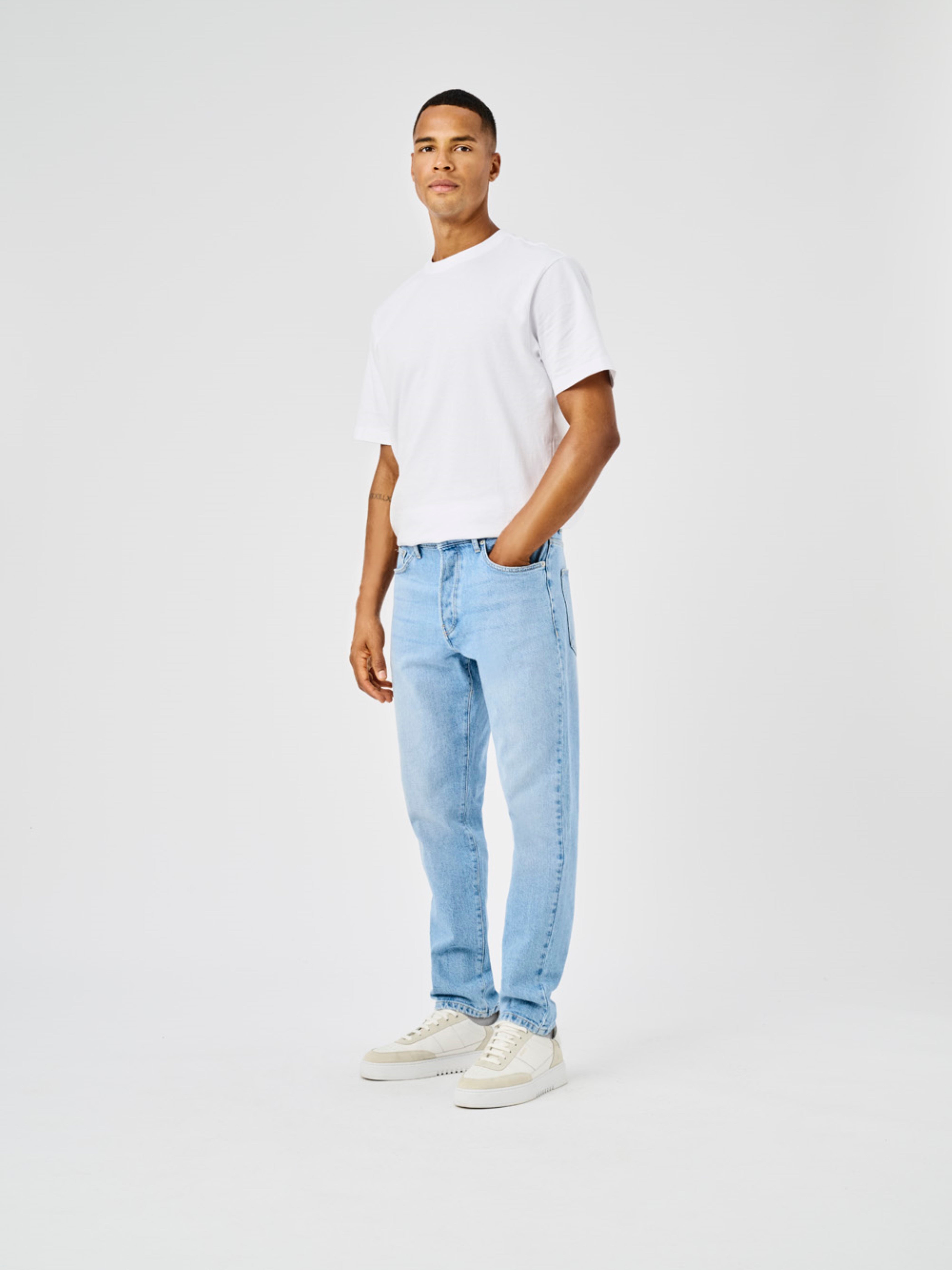 Thumbnail - Onsyoke Mittlere Taille Verjüngt Jeans