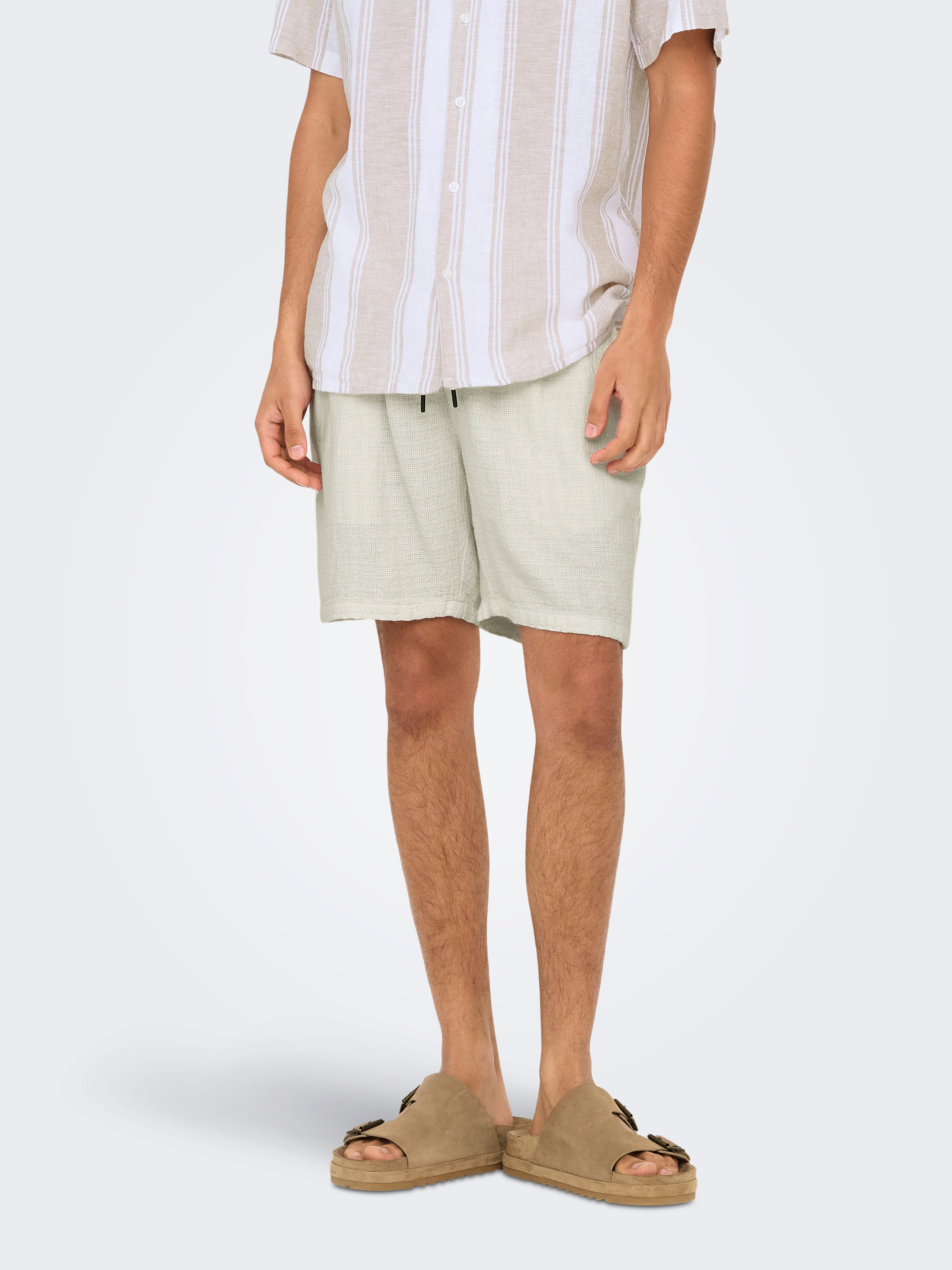 Thumbnail - Onstel Normal Geschnitten Shorts