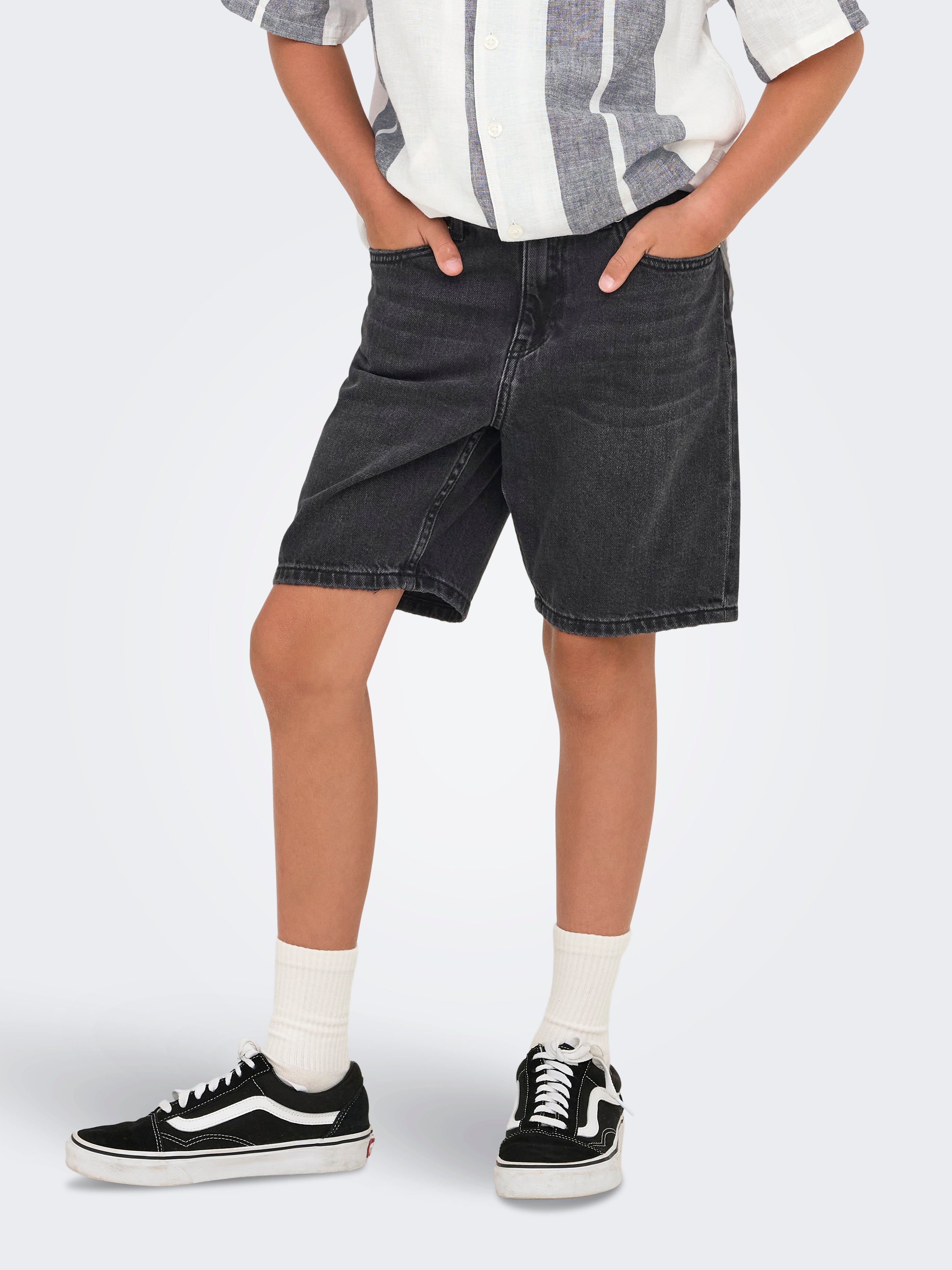 Thumbnail - Osjedge Mid Rise Gerade Geschnitten Shorts