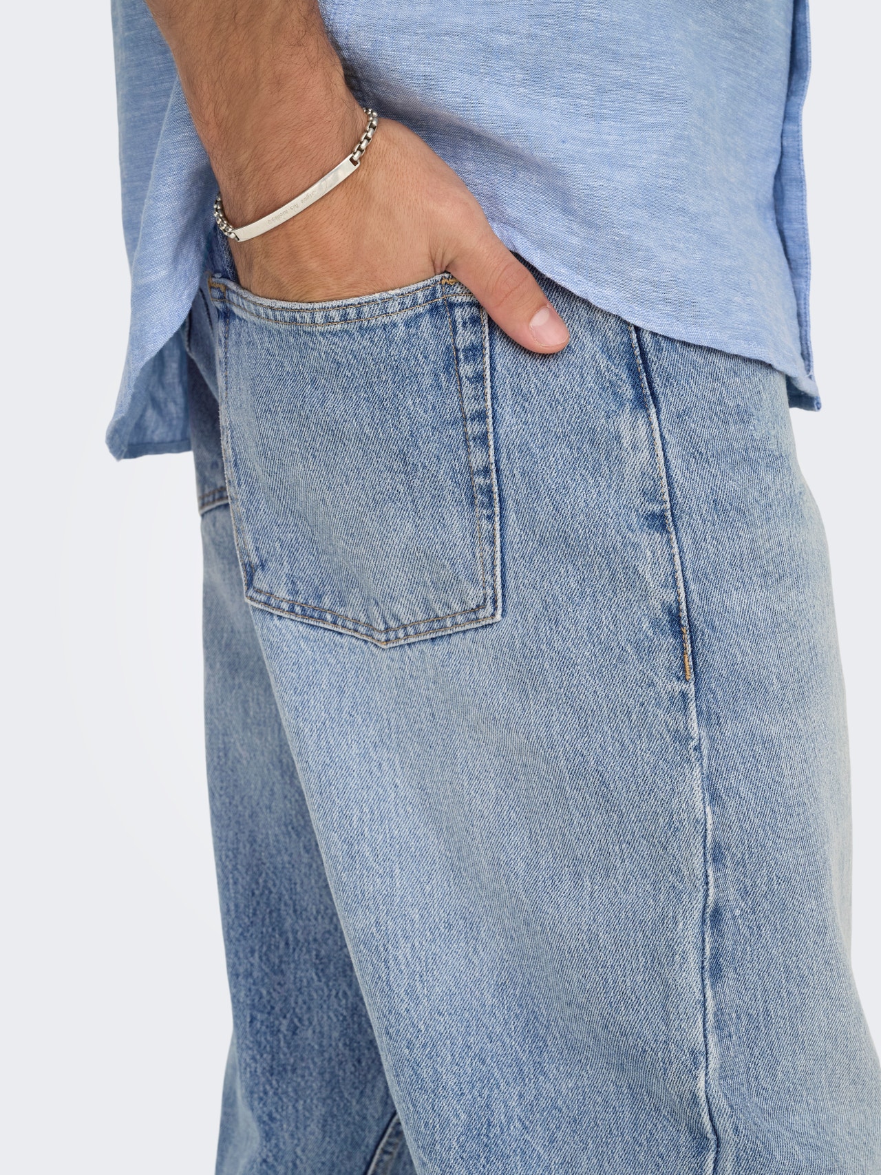 ONLY & SONS Ruumikas lõige Keskmine vöökoht Teksad -Light Blue Denim - 22033146