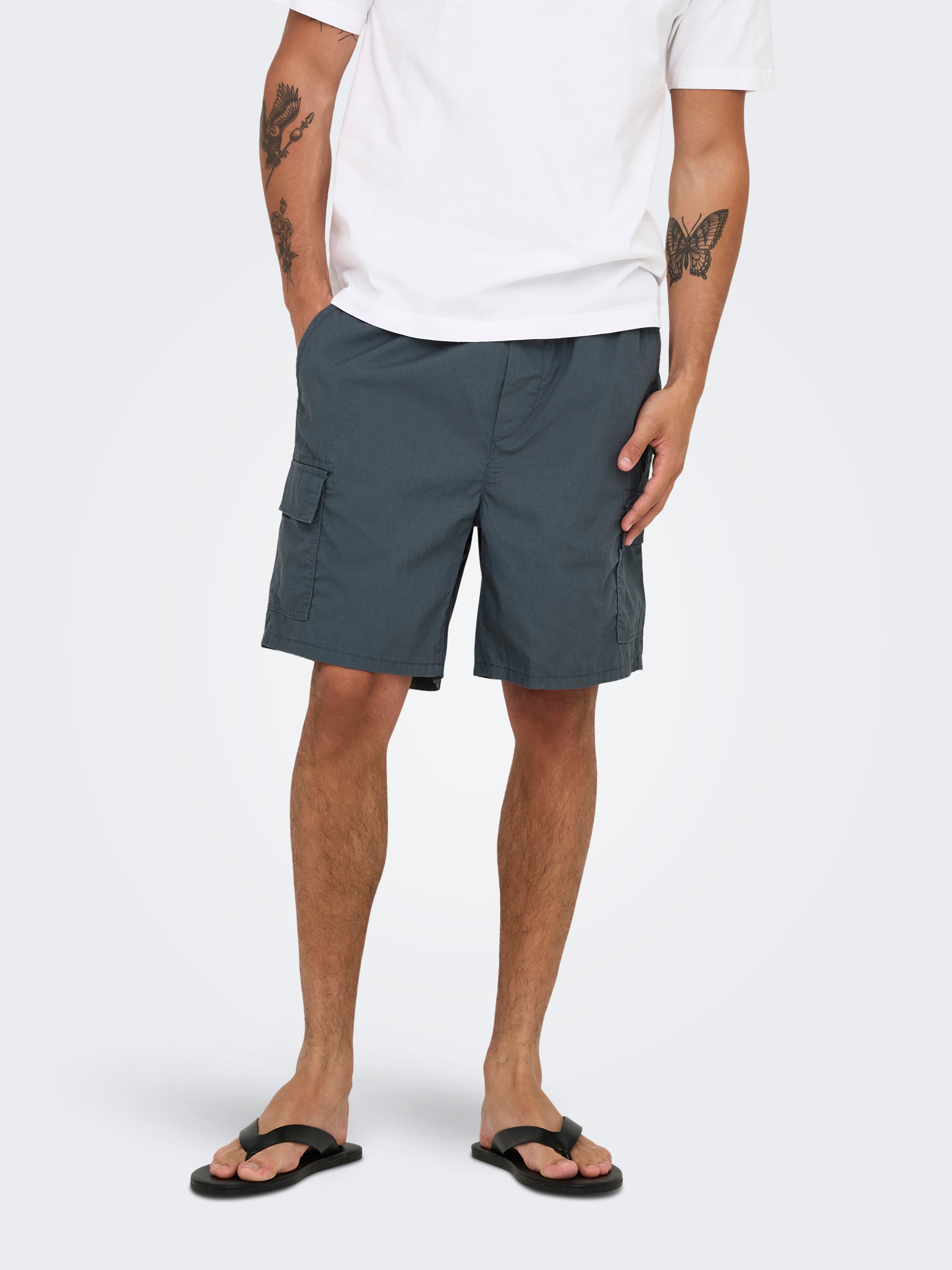Thumbnail - Onskal Slim Fit Shorts