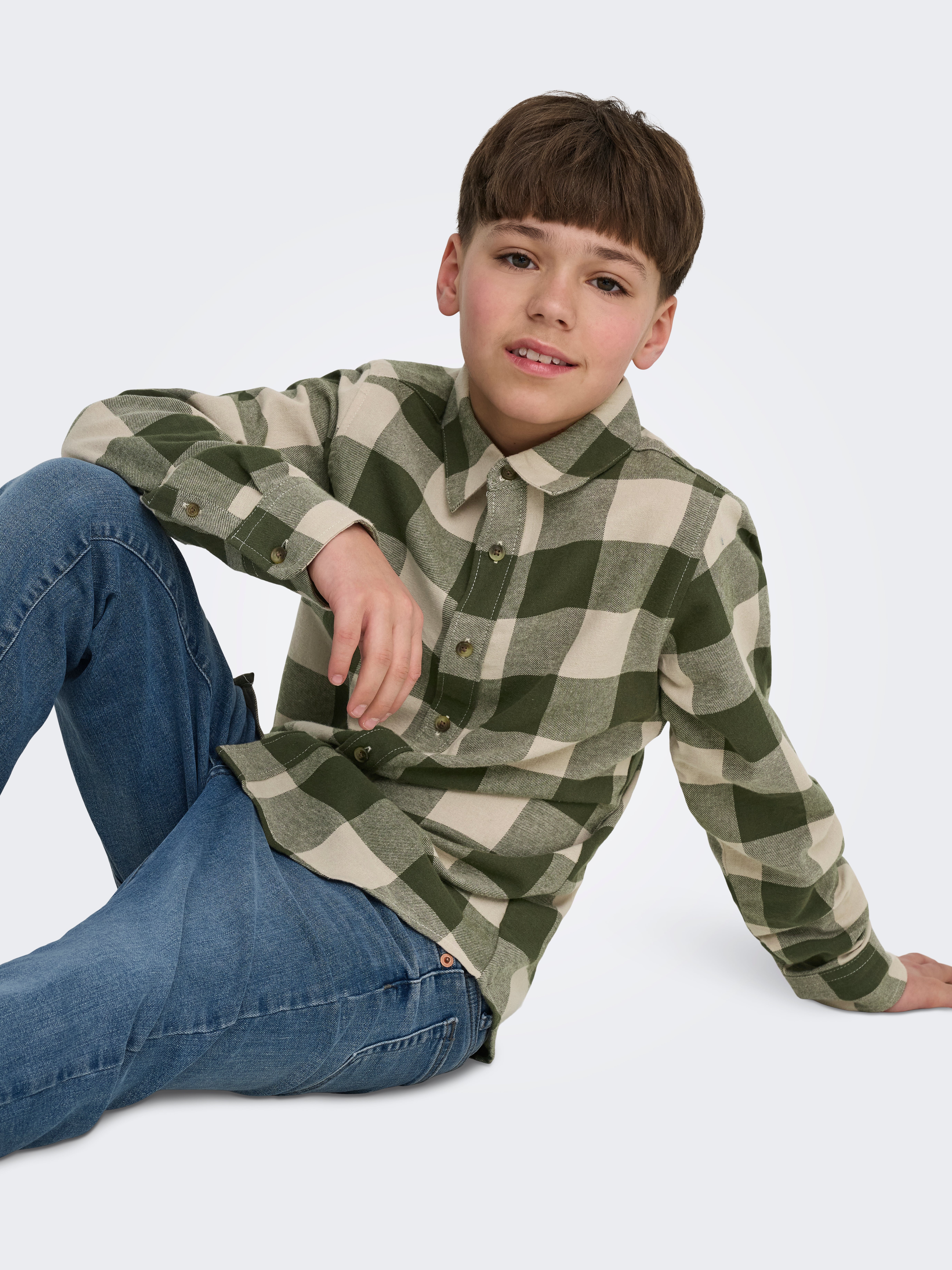 Thumbnail - Osjgudmund Hemd