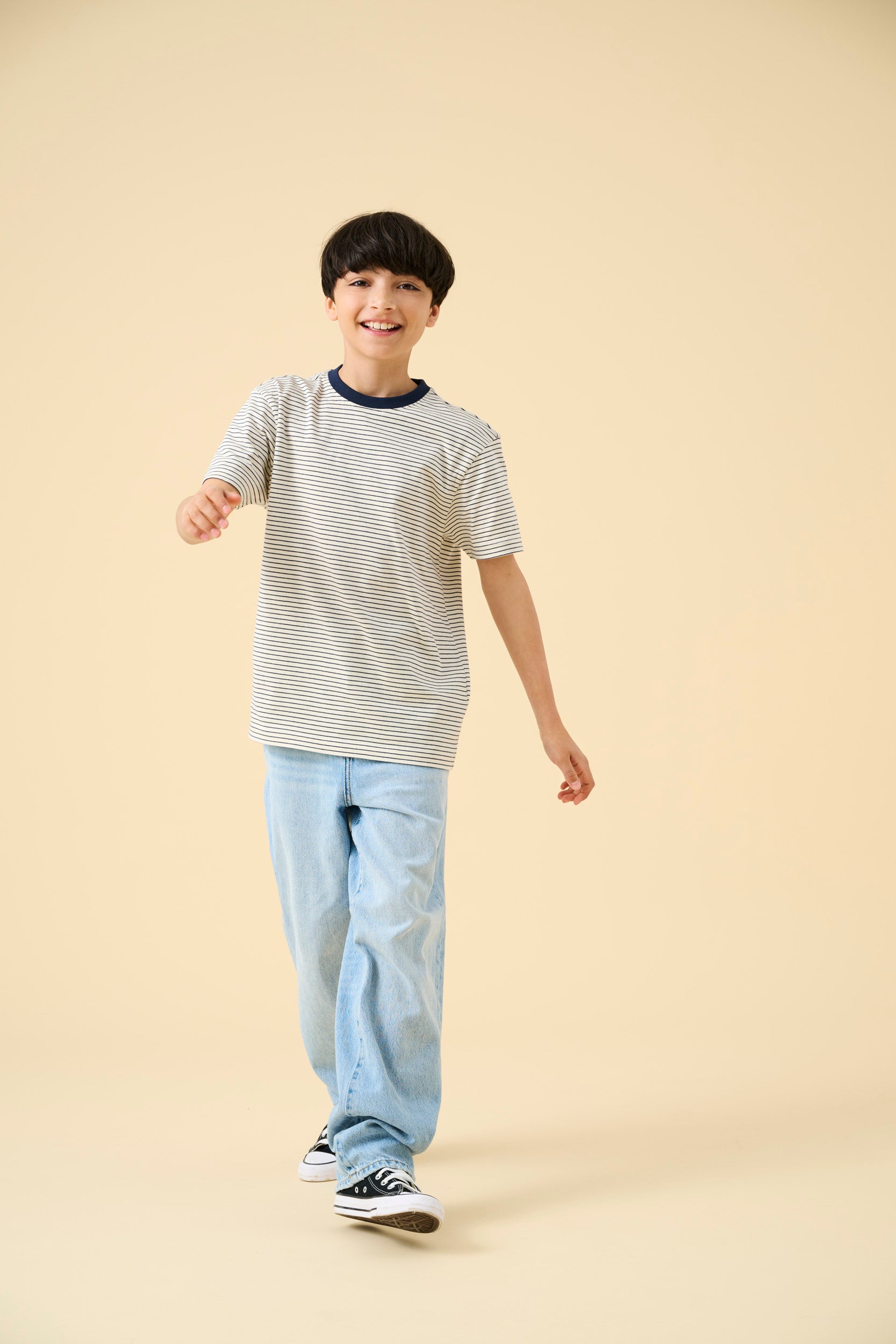 Thumbnail - Osjfade Mid Rise Locker Geschnitten Jeans