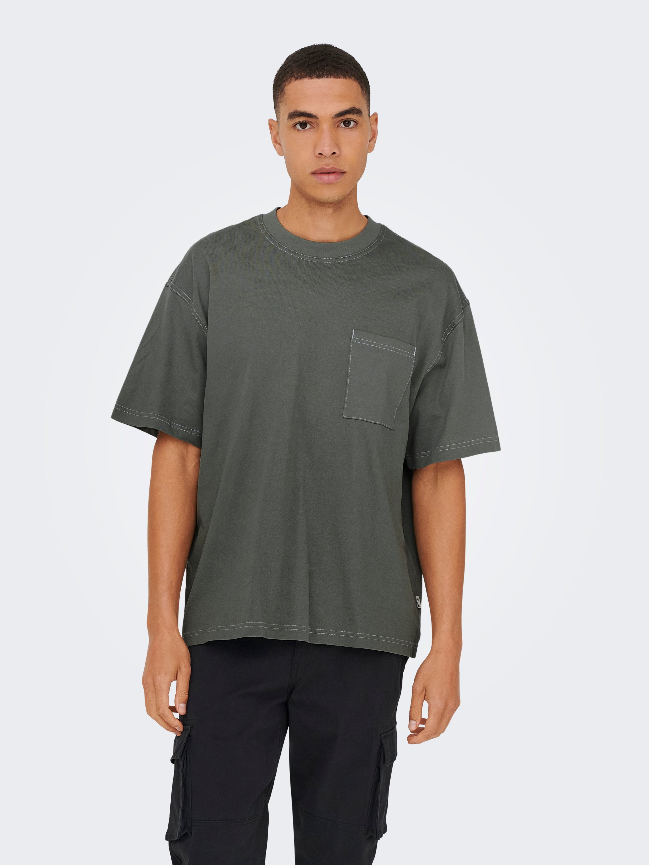 Onslarry T-shirt