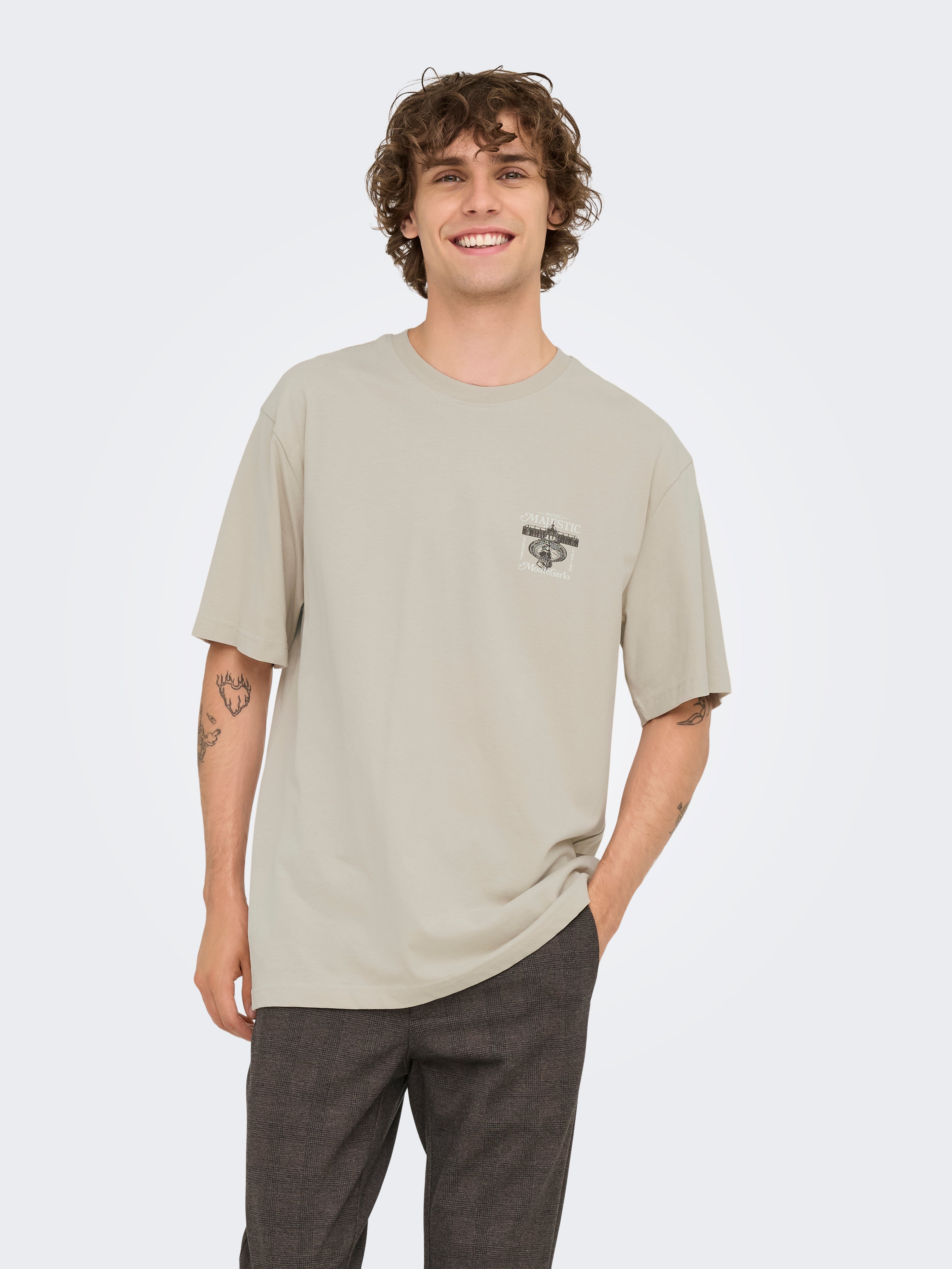 Onshoya T-shirt