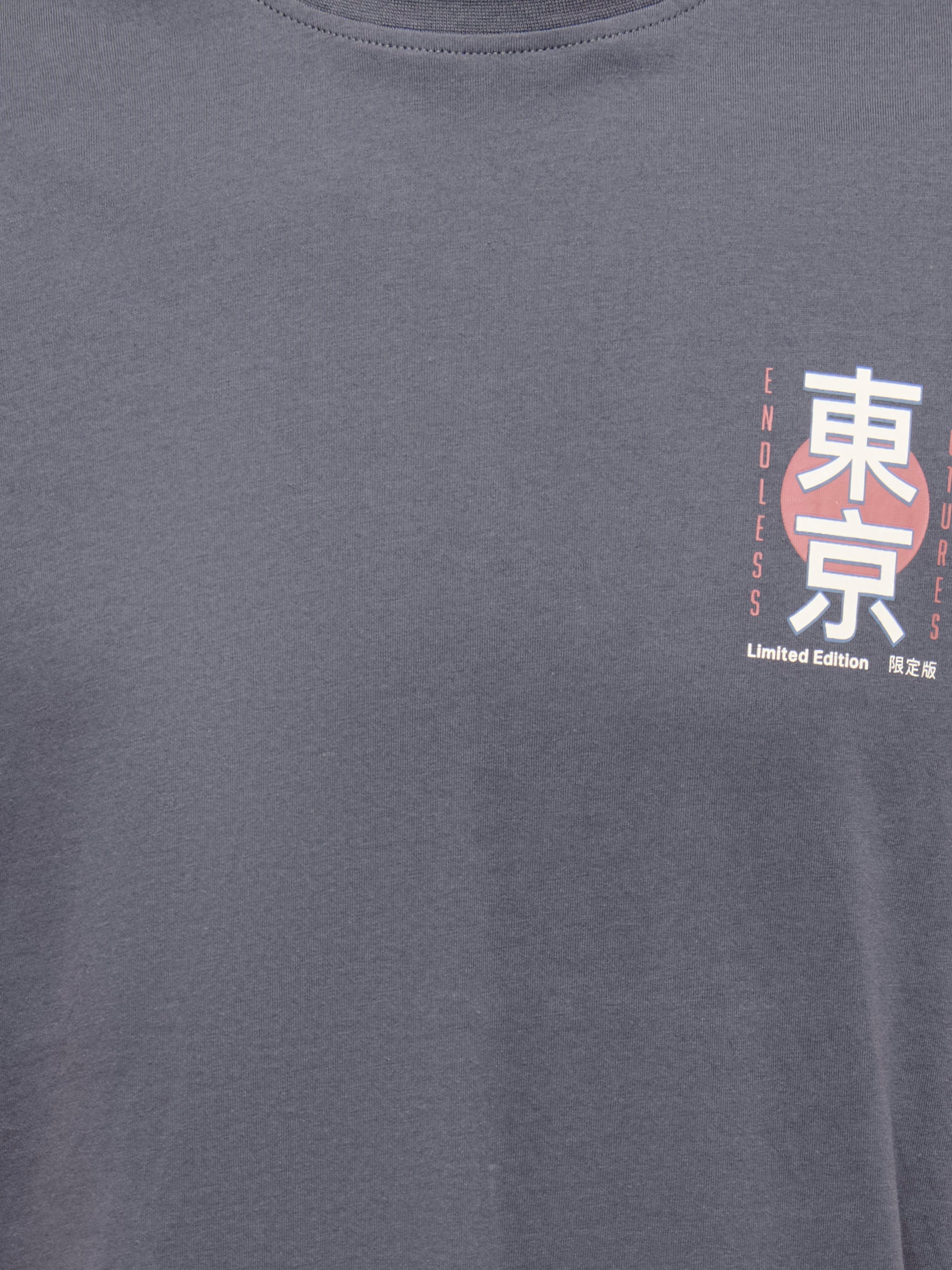 Thumbnail - Osjkeane T-shirt